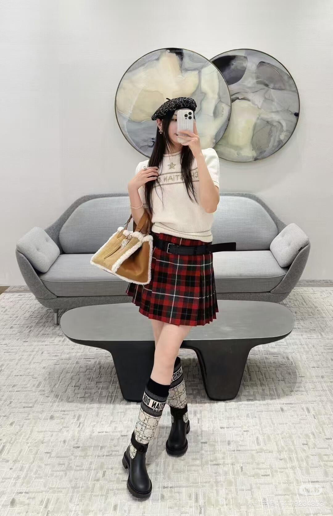 NO:579610,Beautiful girl's upper body picture, alexander wang19860909美女上身图,,alexander wang,Women's clothing