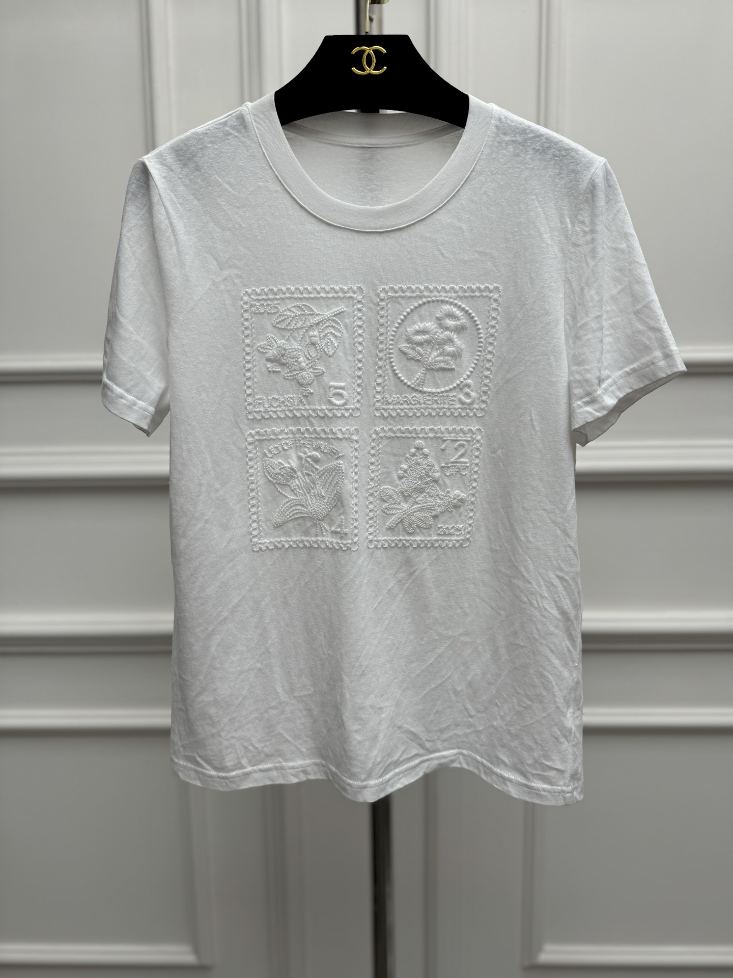 NO:839466,Xiangjia Heavy Industry Embroidery White T Item No. T1890 Specification SML Color White,,chanel,19860909香家重工刺绣白T 货号T1890 规格SML 颜色白色,,chanel,,Women's clothing
