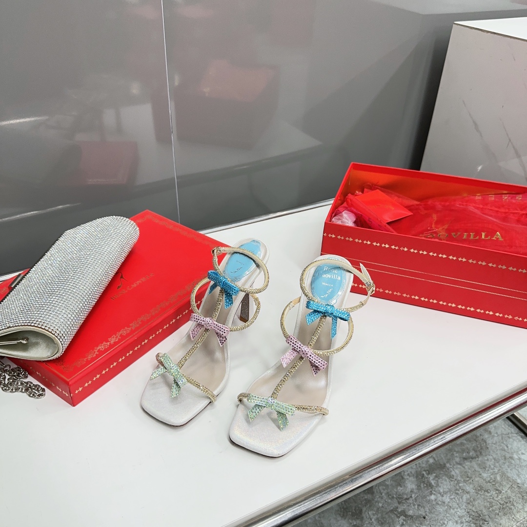 NO:167755,High quality!  R C | s RC classic bow thick medium heel sandals, colorful crystal bows are decorated on the back of the foot, and a colorful bow composed of small rhinestones brings out noble skin. The dazzling coral color jumps out of the back of the foot, perfectly matched with tiny tones crystals and shiny outsoles, bringing out a sweet girlish atmosphere. The new season of CATERINA has launched a new color bow, with dark rhinestones inlaid with low-key luxury light on the back of the foot, with a little casualness and still feminine taste. Imported silk   Creo crystal diamonds on the upper, pearlescent sheepskin inside, original consistent leather sole Size34-42 