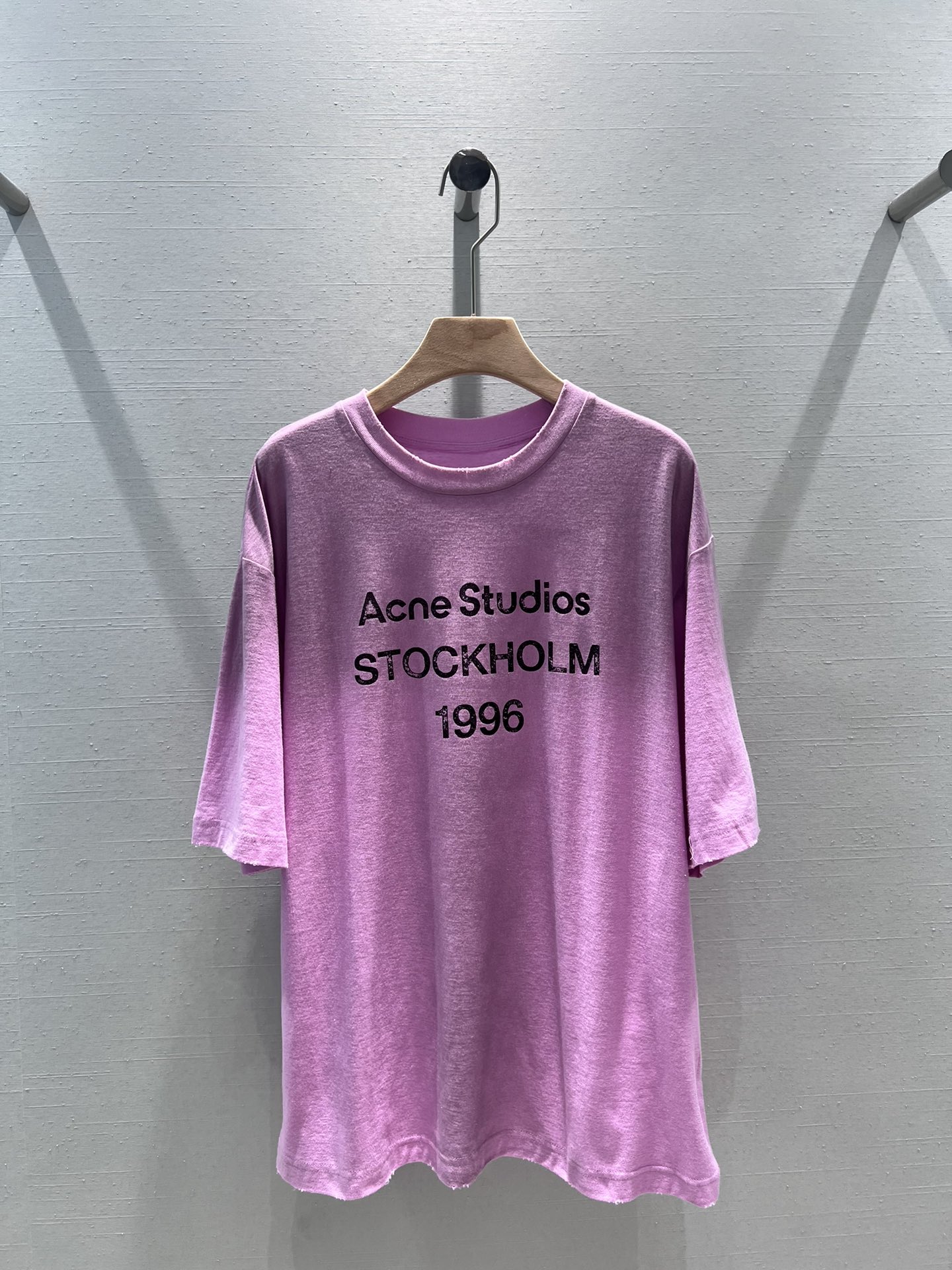 Acne Studios Impeccable
 Vêtements T-Shirt Couleur rose Imprimé Coton Collection printemps – été Vintage Manches courtes