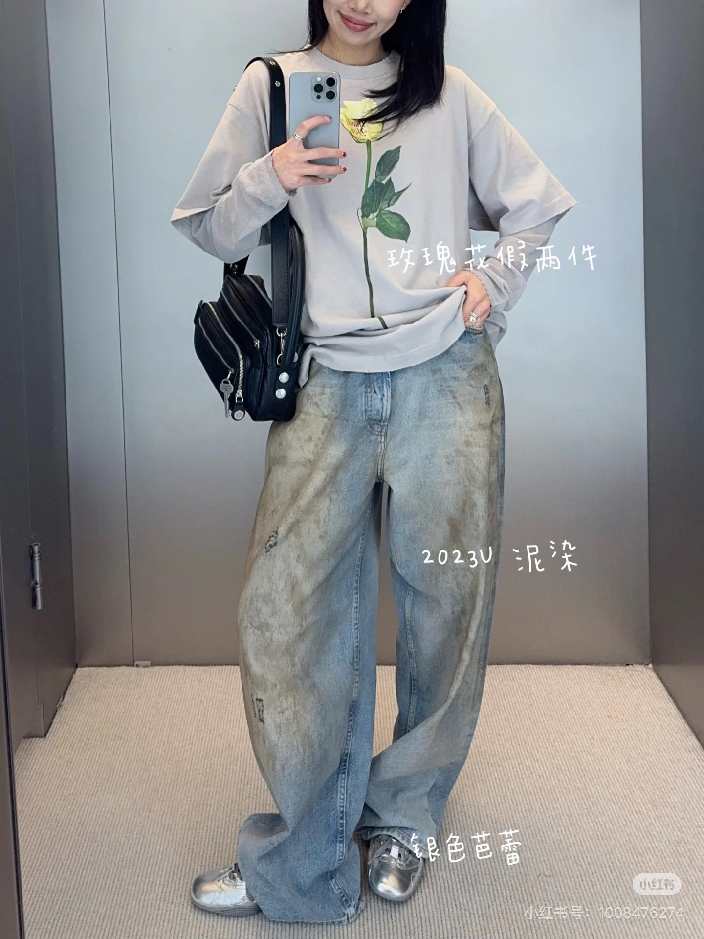 NO:697776,Acne S**dios26SS early spring new series // High-street style rose print silhouette short-sleeved T-shirt uses high-definition digital direct-injection rose printing on the chest. The pattern color is highly restored, the flowers are clear and three-dimensional, and the handwritten English is embellished; the hem and cuffs are hand-made with raw edges, integrating the lazy and casual street style with romantic floral elements. SML,,acne studios,dior,T-shirt,tees,t-shirt,19860909Acne S**dios26SS早春新款系列//高街风玫瑰印花廓形短袖T恤胸前采用高清数码直喷玫瑰印花,图案色彩还原度高,花朵清晰立体,手写体英文点缀；衣摆与袖口处做了手工毛边处理,将慵懒随性的街头风格与浪漫的花卉元素融合.SML,,acne studios,dior,T-shirt,tees，t-shirt,,Women's clothing