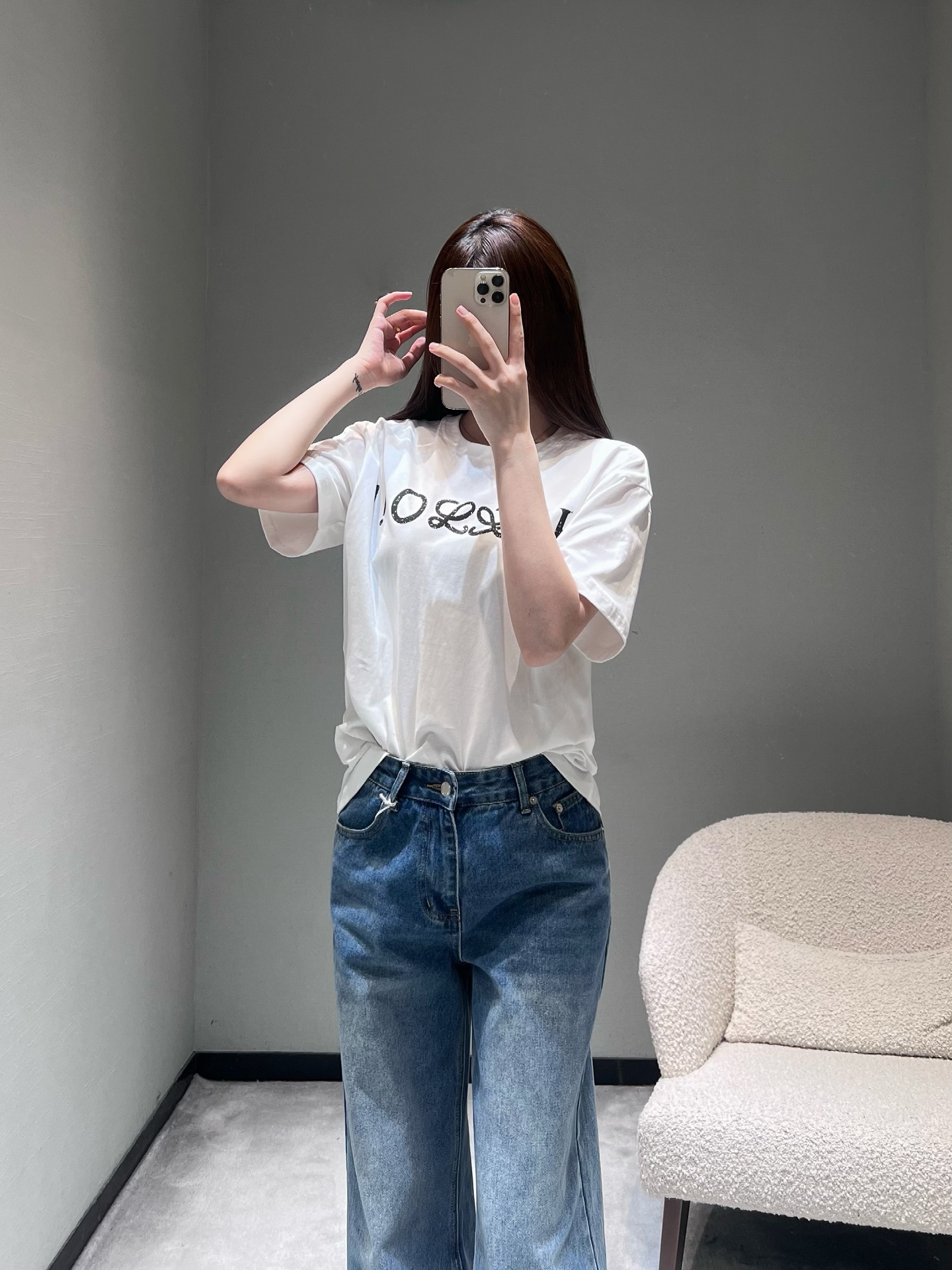 로에베 레터 프린트 반팔 티셔츠 26 SS 상세 이미지 3