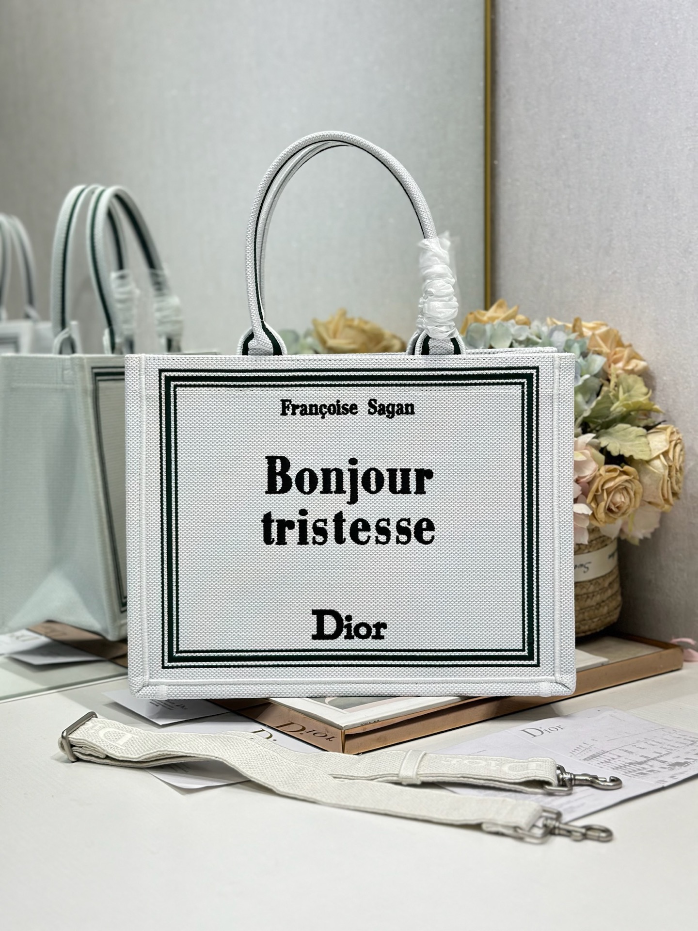 Dior Dior book tote 购物袋