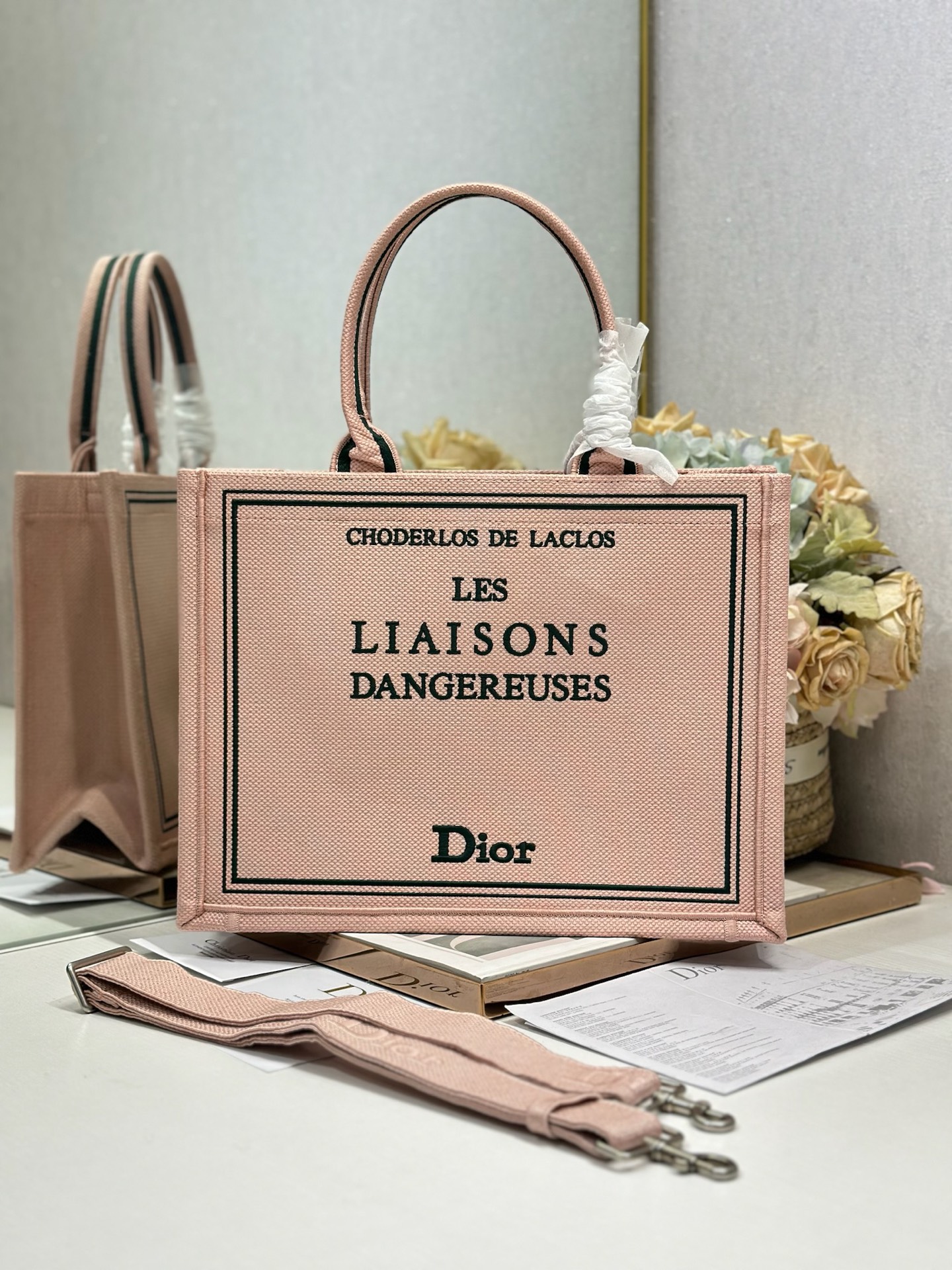 Dior Dior book tote 购物袋