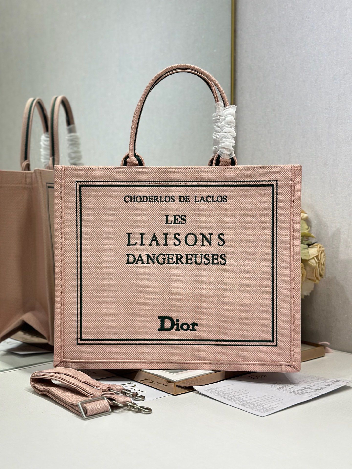 Dior Dior book tote 购物袋