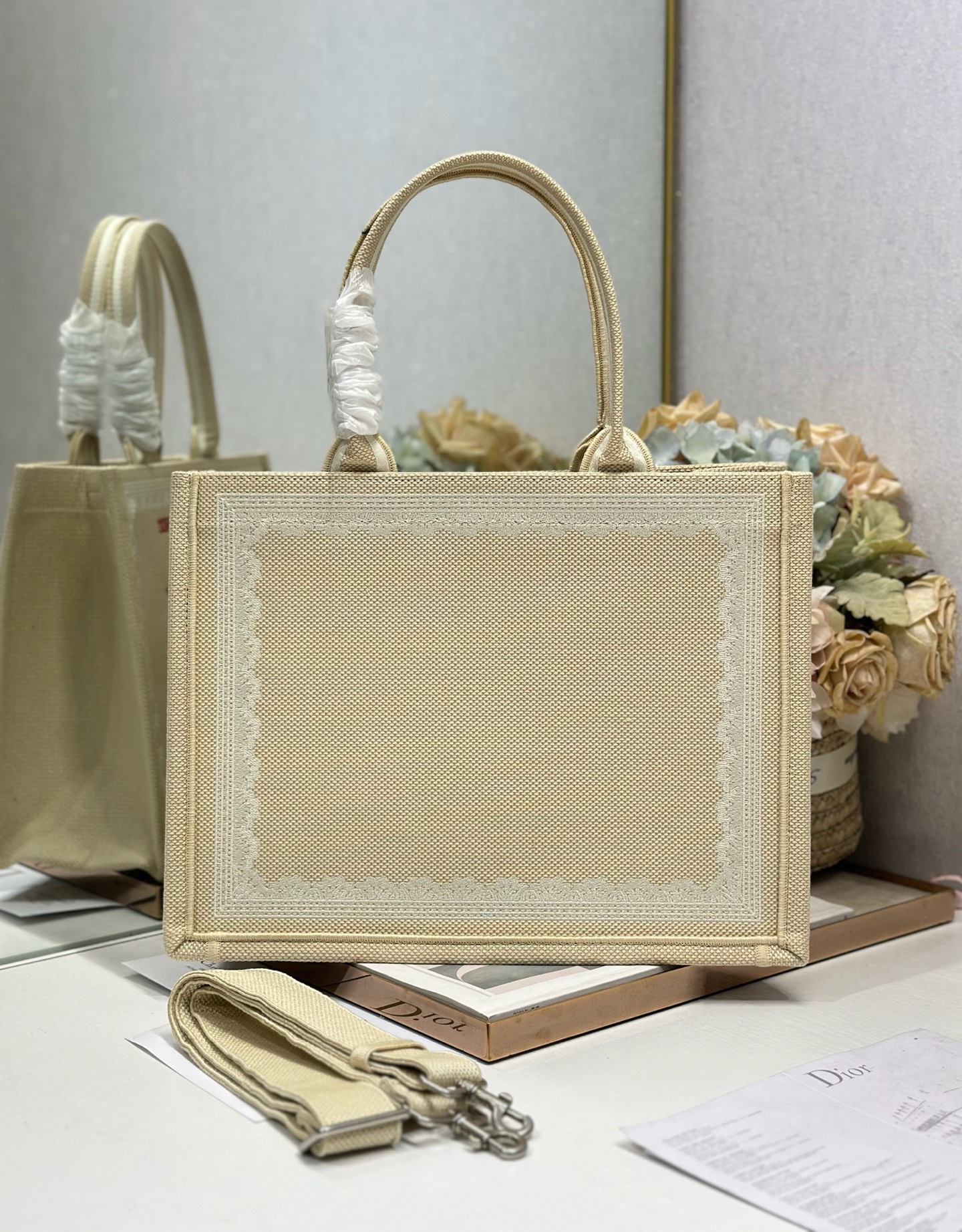 Dior Dior book tote 购物袋