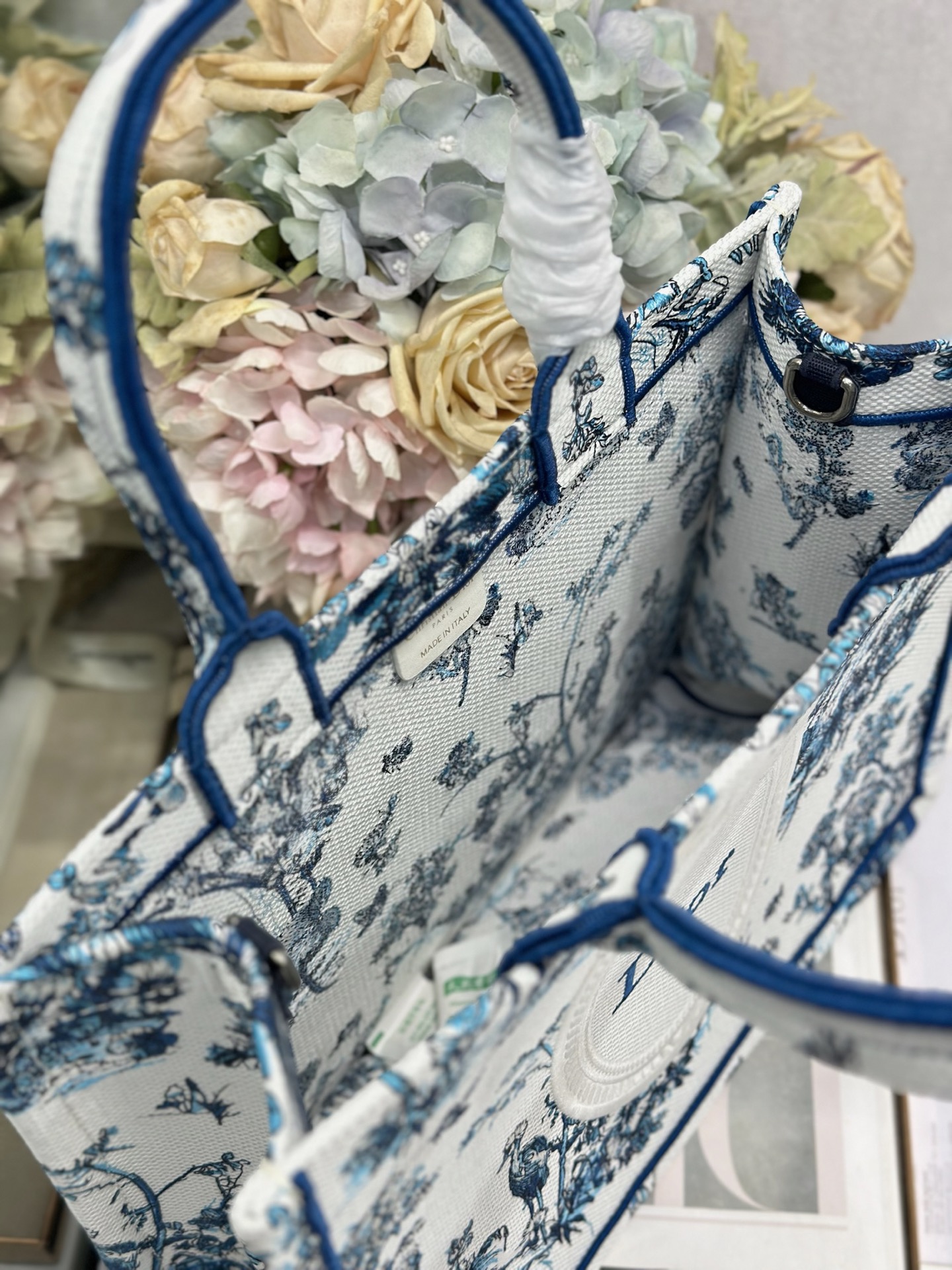 Dior Dior book tote 购物袋