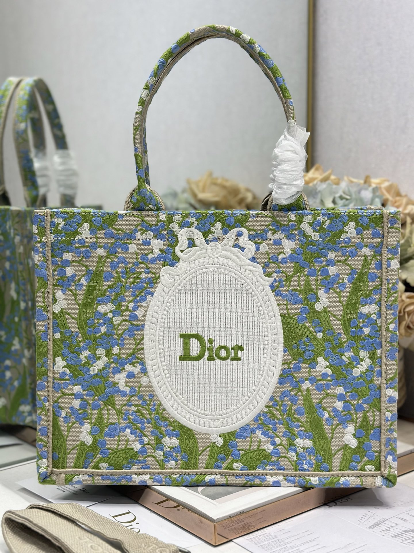 Dior Dior book tote 购物袋