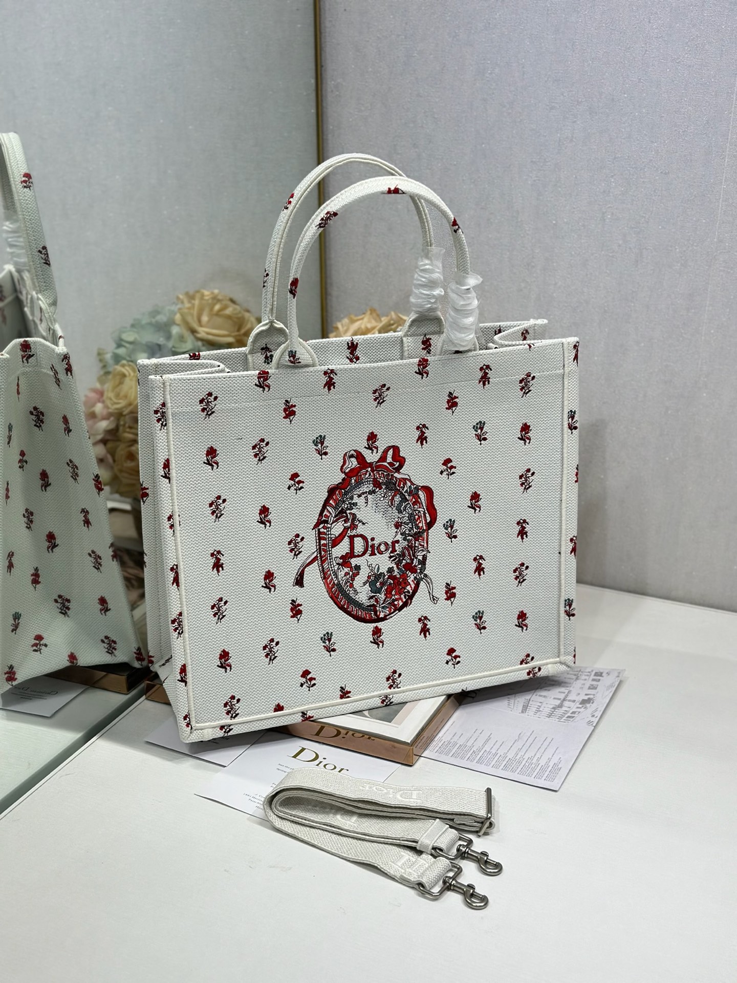 Dior Dior book tote 购物袋