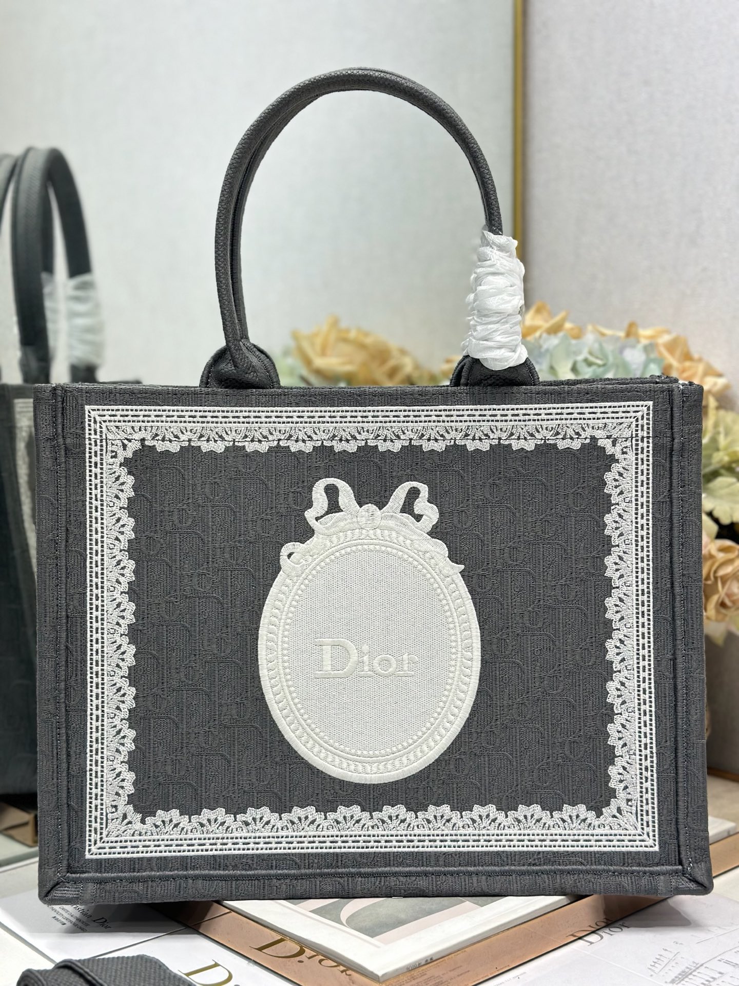 Dior Dior book tote 购物袋