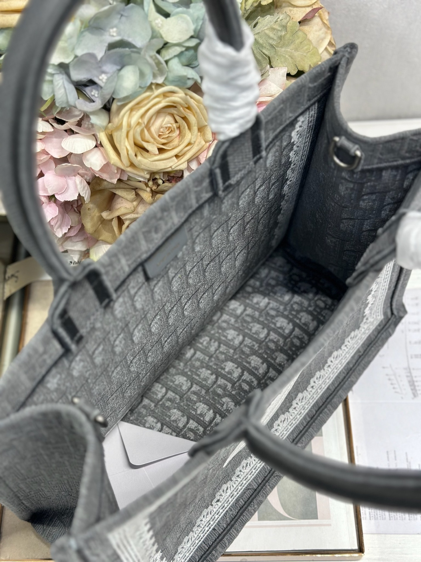 Dior Dior book tote 购物袋