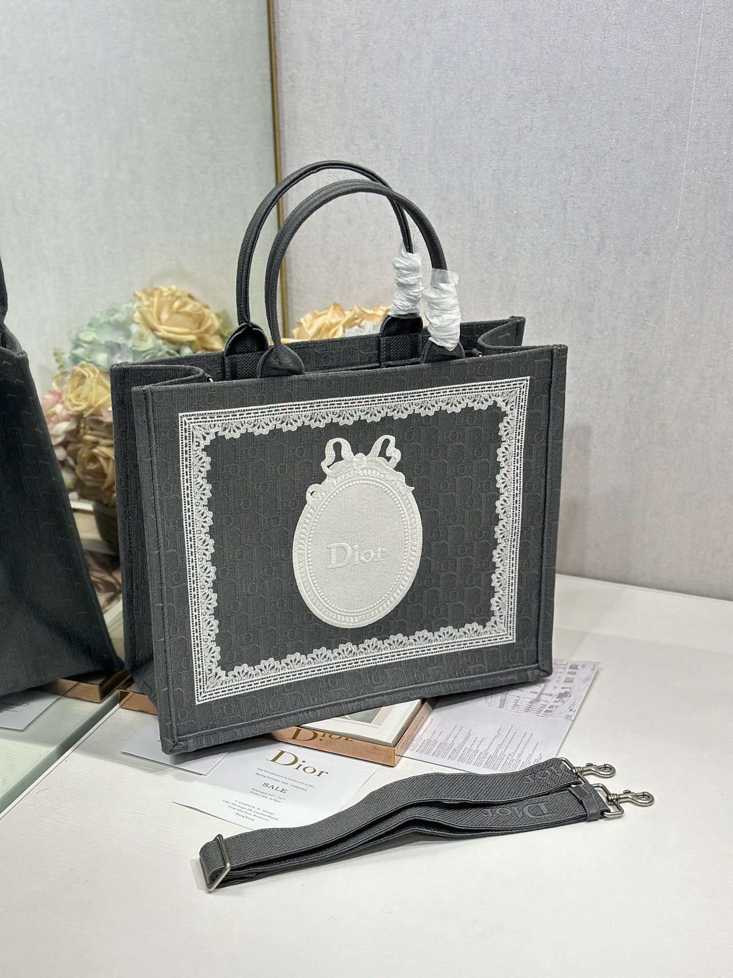 Dior Dior book tote 购物袋