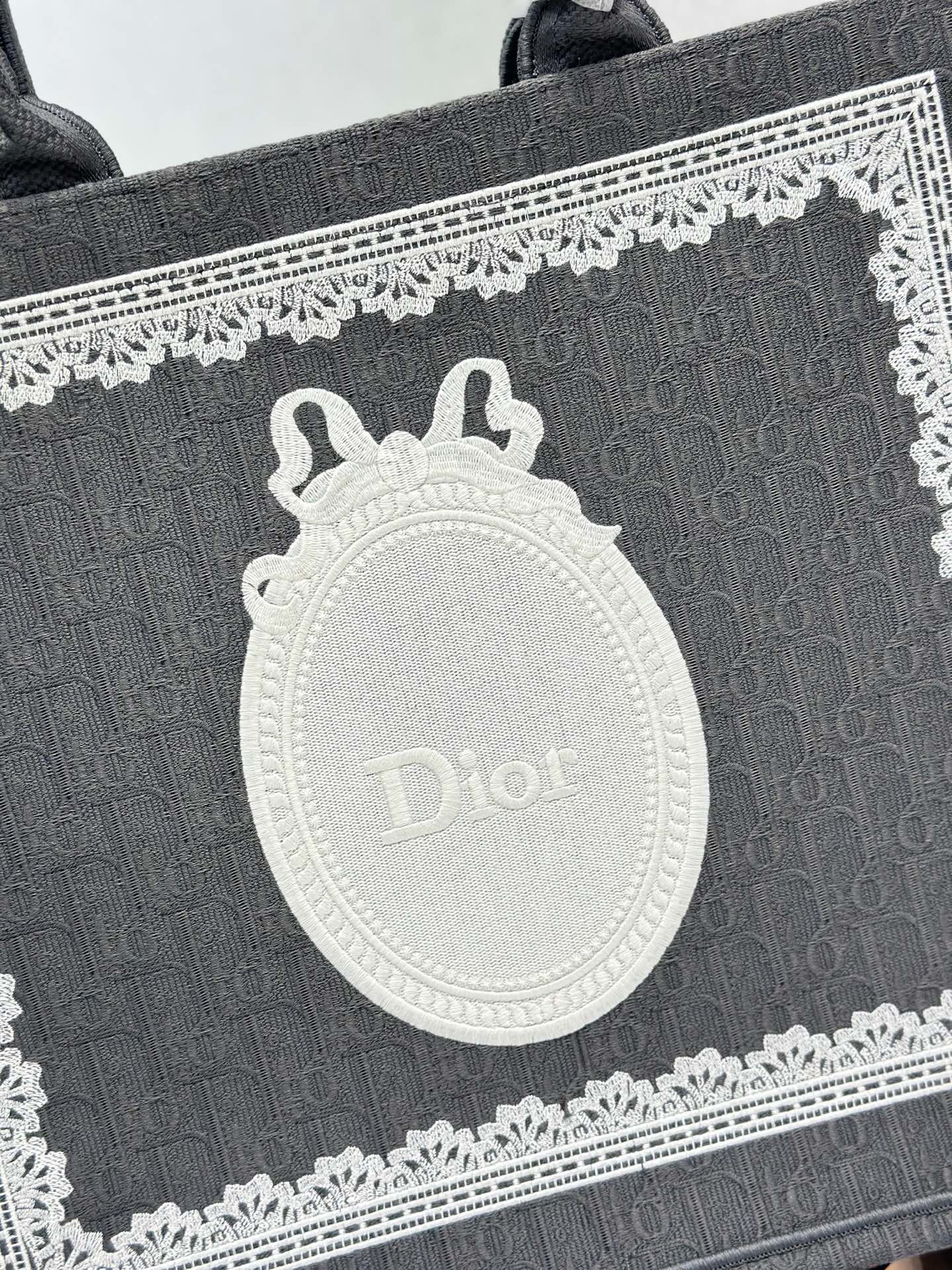 Dior Dior book tote 购物袋