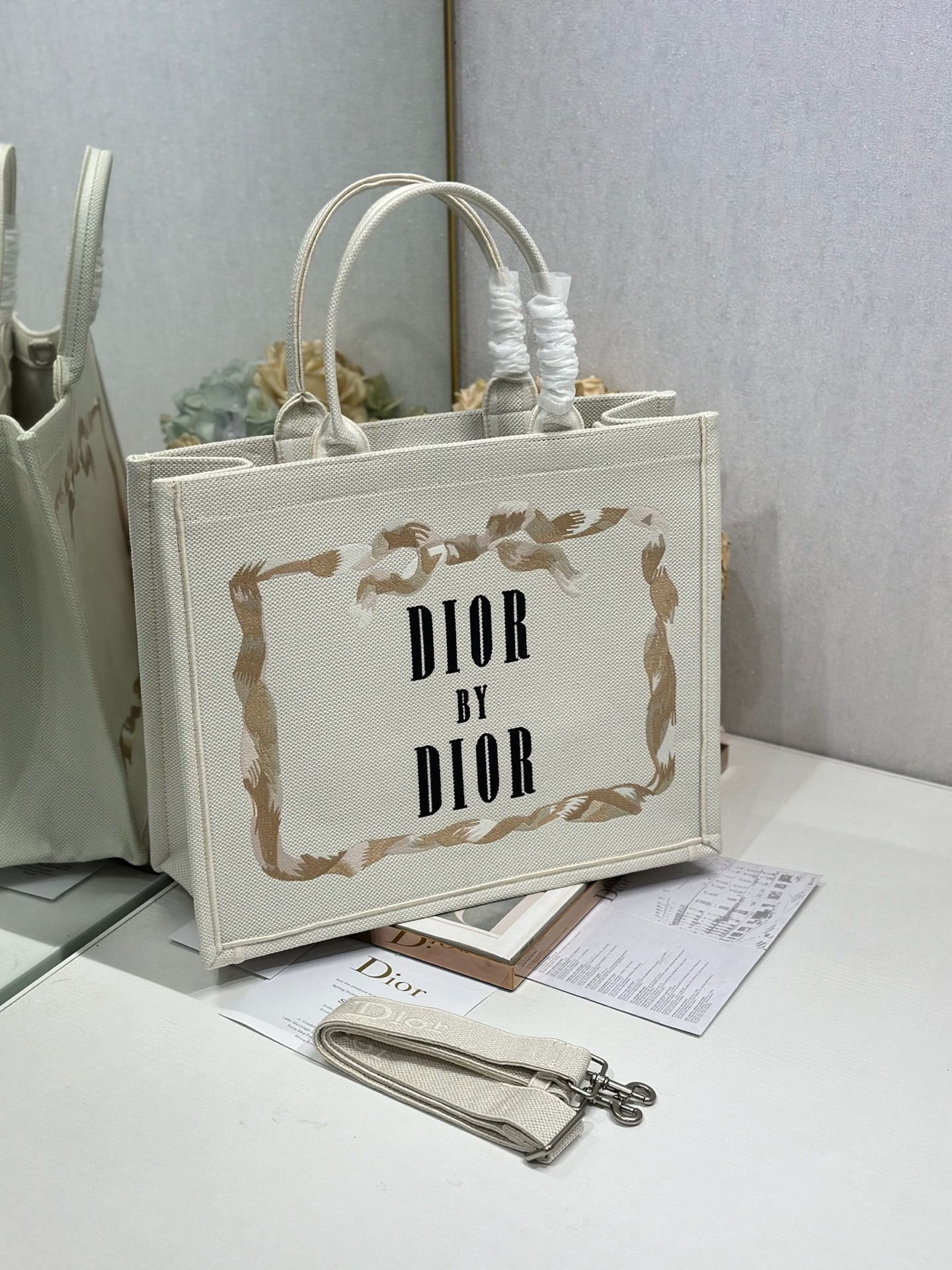 Dior Dior book tote 购物袋