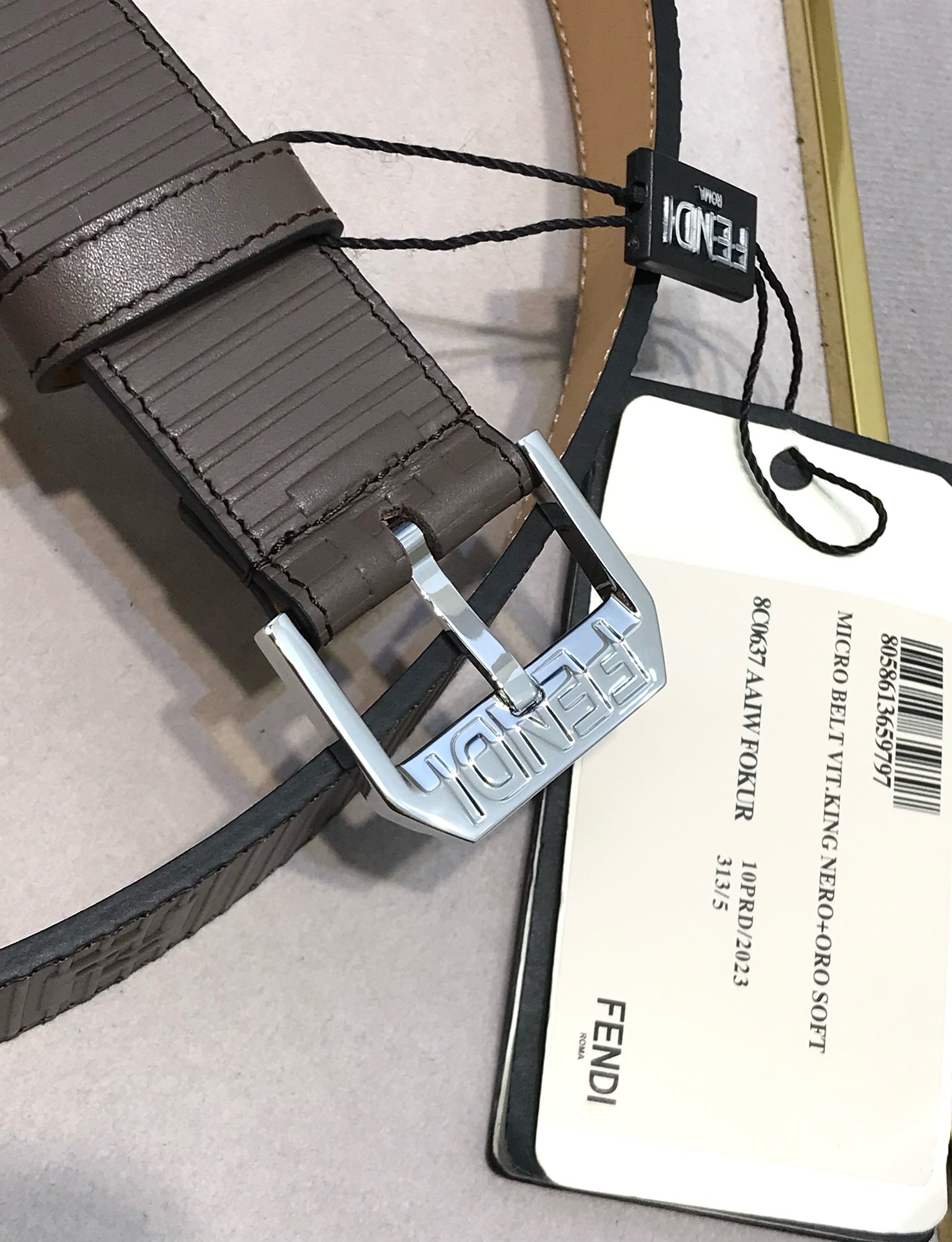 💯💯配送专柜包装 打孔针  新款 FD 宽35MM F标志造型皮带，支持NFC 字母针扣搭配标志性F，进