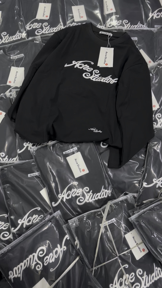 _dzT9sV3QZuyqD9P1DXPFcUh6znq8FrIy2xio_wQ