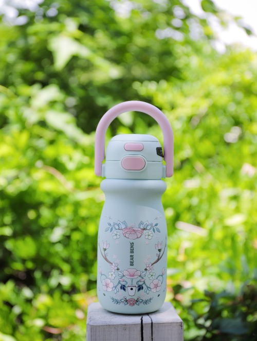 Bear Bens Summer Floral Insulated Water Bottle - Keeps Drinks Cold All Day