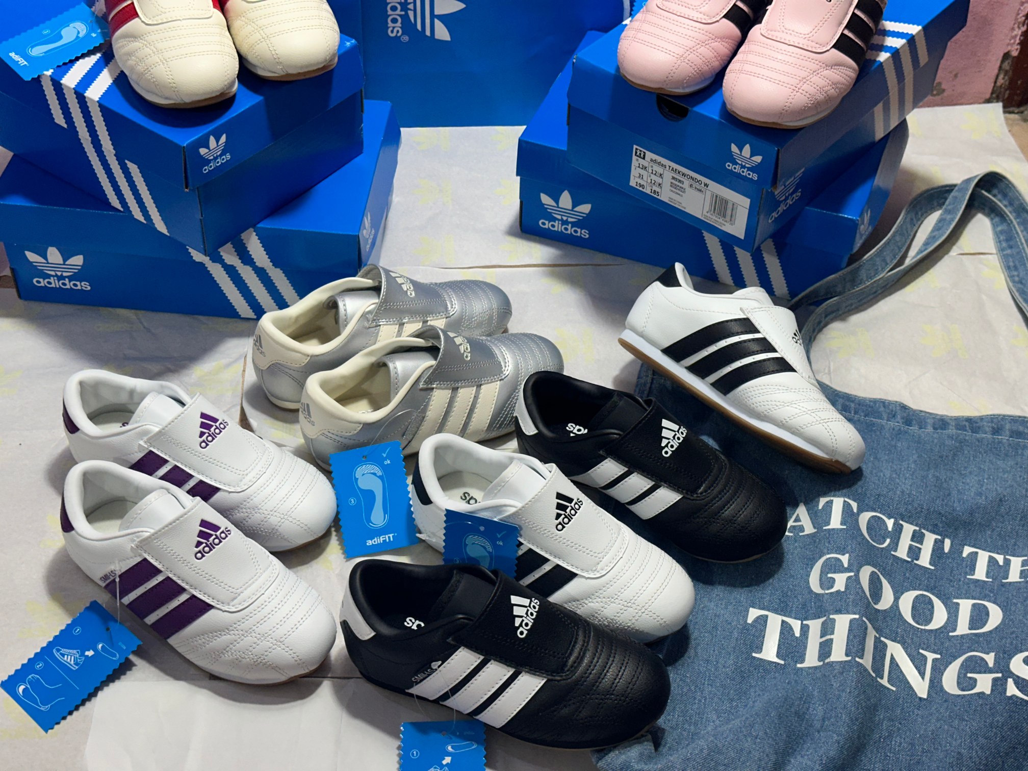 图片[9]-📷实拍细节–原相机直出原图 独家阿迪跆拳道童鞋新款，经典黑色🖤，永远经典的配色，随便搭配任何裤子，回头率拉满💯-选品中心