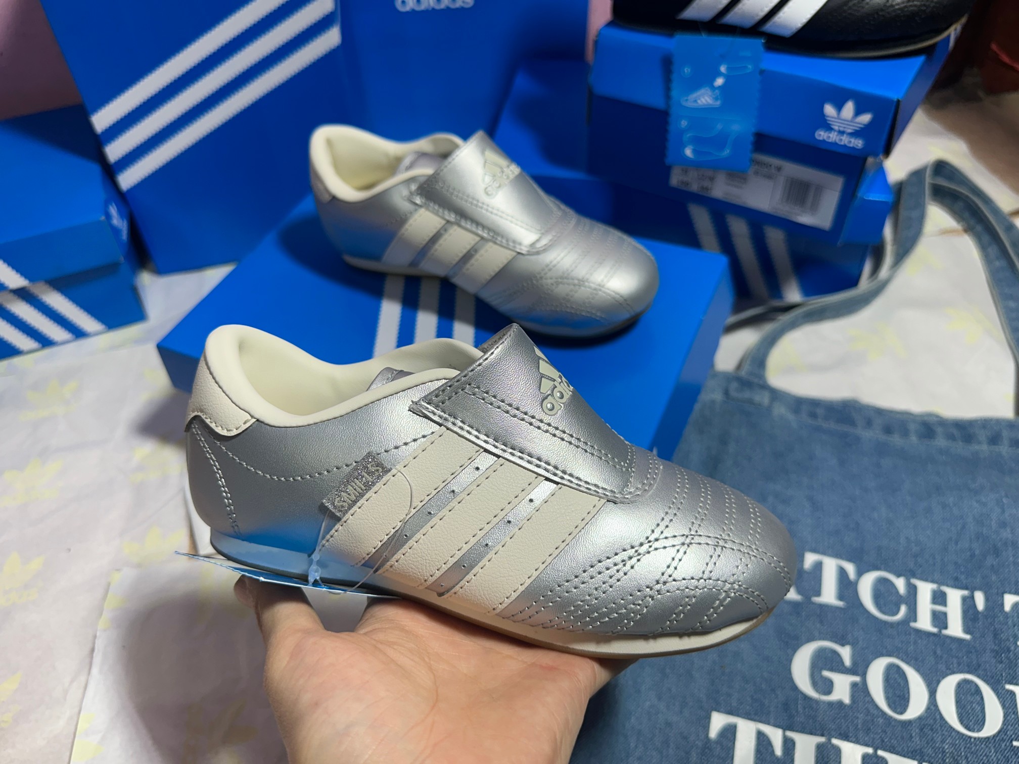 NO:670326,Silver - 'Real Shot of Delivery', Adidas,19860909银色-《发货实拍》,阿迪达斯,,Children's