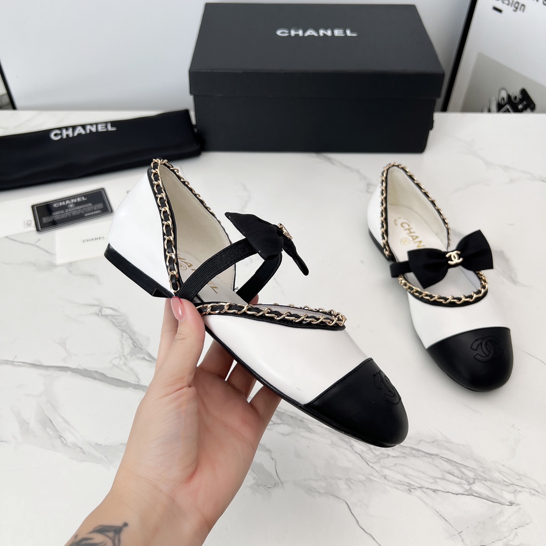 NO:475145,High-version Xiaoxiangjia single shoes CHANE*｜, big hit!  Xiaoxiang 2025 official website Chanel summer sandals dancing shoes series new loafers full of retro style. Delicate shoe shape looks very likable, small round toe sets off the feet, giving people a kind of retro sentimental shoes of the era, new European and American catwalks, hot products 1 original custom mesh/film/sheepskin 2 original sheepskin inner 3 soles: original genuine leather soles. 4 sizes 35-41 (40 41 custom made without return or exchange), Mary Jane, chanel, chanel, chanel, loafers, sandals, mary jane, sheepskin, Leather soles19860909高版本小香家单鞋CHANE*｜,大爆款！小香2025官网香奈儿夏季凉鞋跳舞鞋系列新品乐福鞋满满的复古风 秀气的鞋型 看着就很讨喜,小圆头 衬托脚也变得瘦瘦的,上脚给人就是一种年代的复古情怀鞋、欧美走秀新款,爆款产品 1原版定制网面/胶片面/羊皮 2原版羊皮内里 3大底:原版真皮大底. 4码数35-41（40 41定做不退换）,玛丽珍,chanel,chanel,chanel,loafers,sandals,mary jane,sheepskin,Leather soles,Women's Shoes