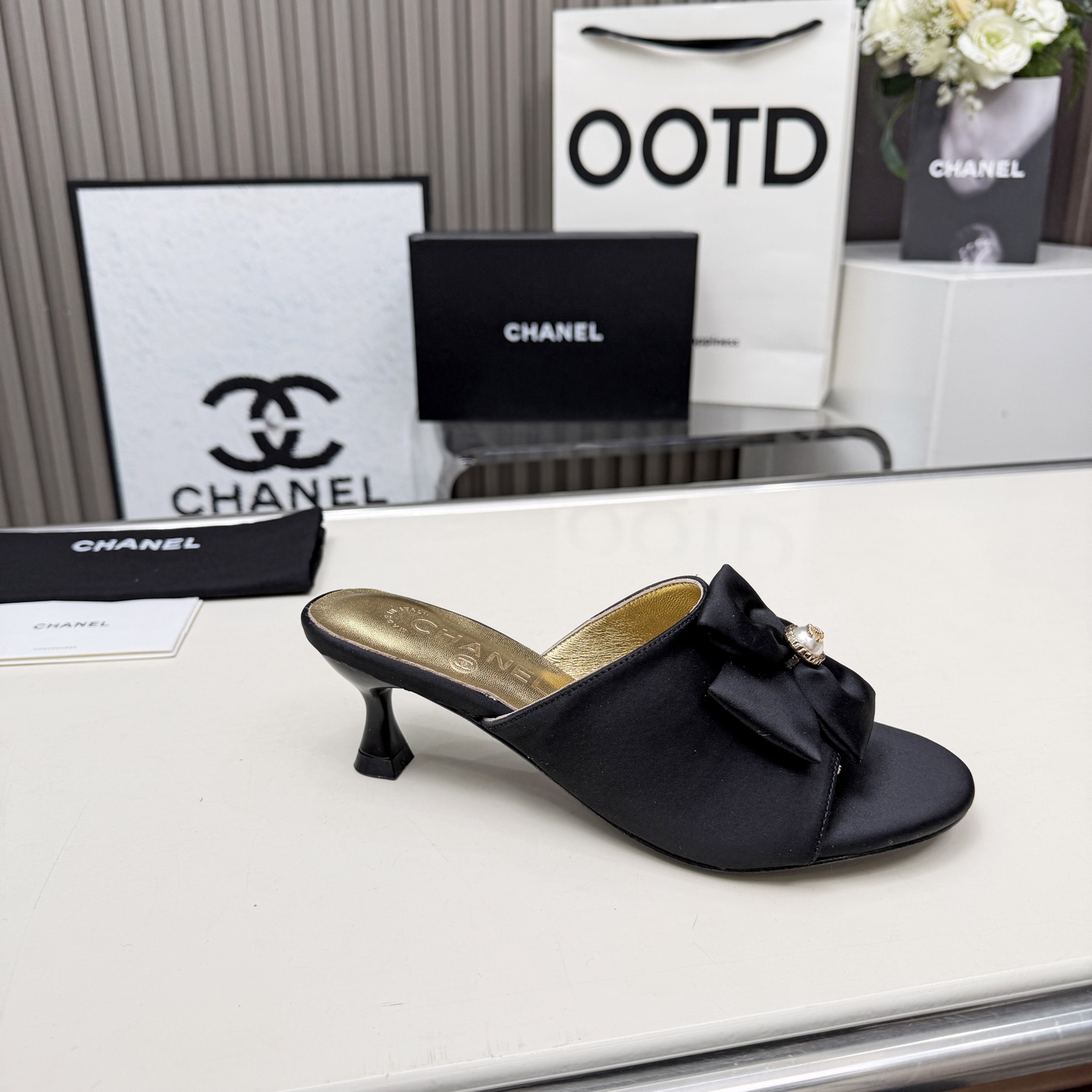 香奈儿 Chanel 经典高奢皮鞋鞋履高跟鞋 #3C72E7F0 4