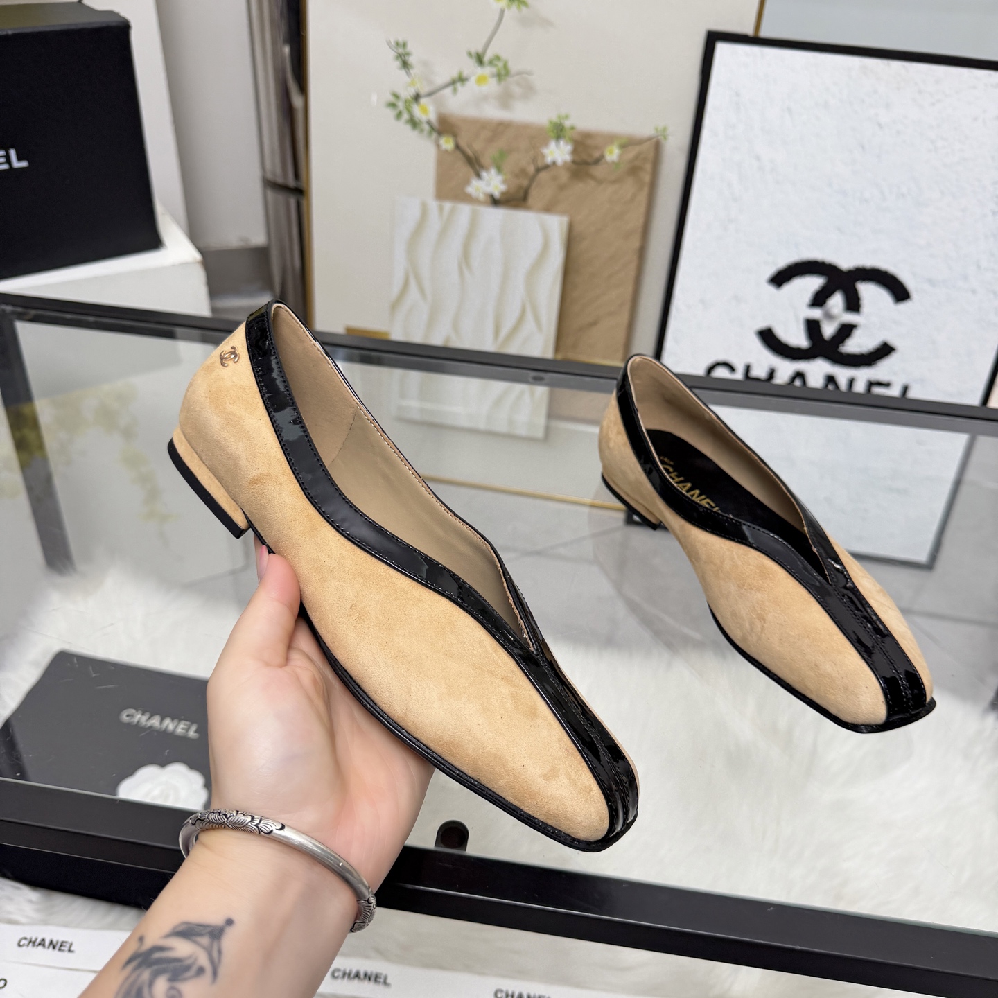 Chanel Style Leather Women's Shoes Lookbook Reference image 1
