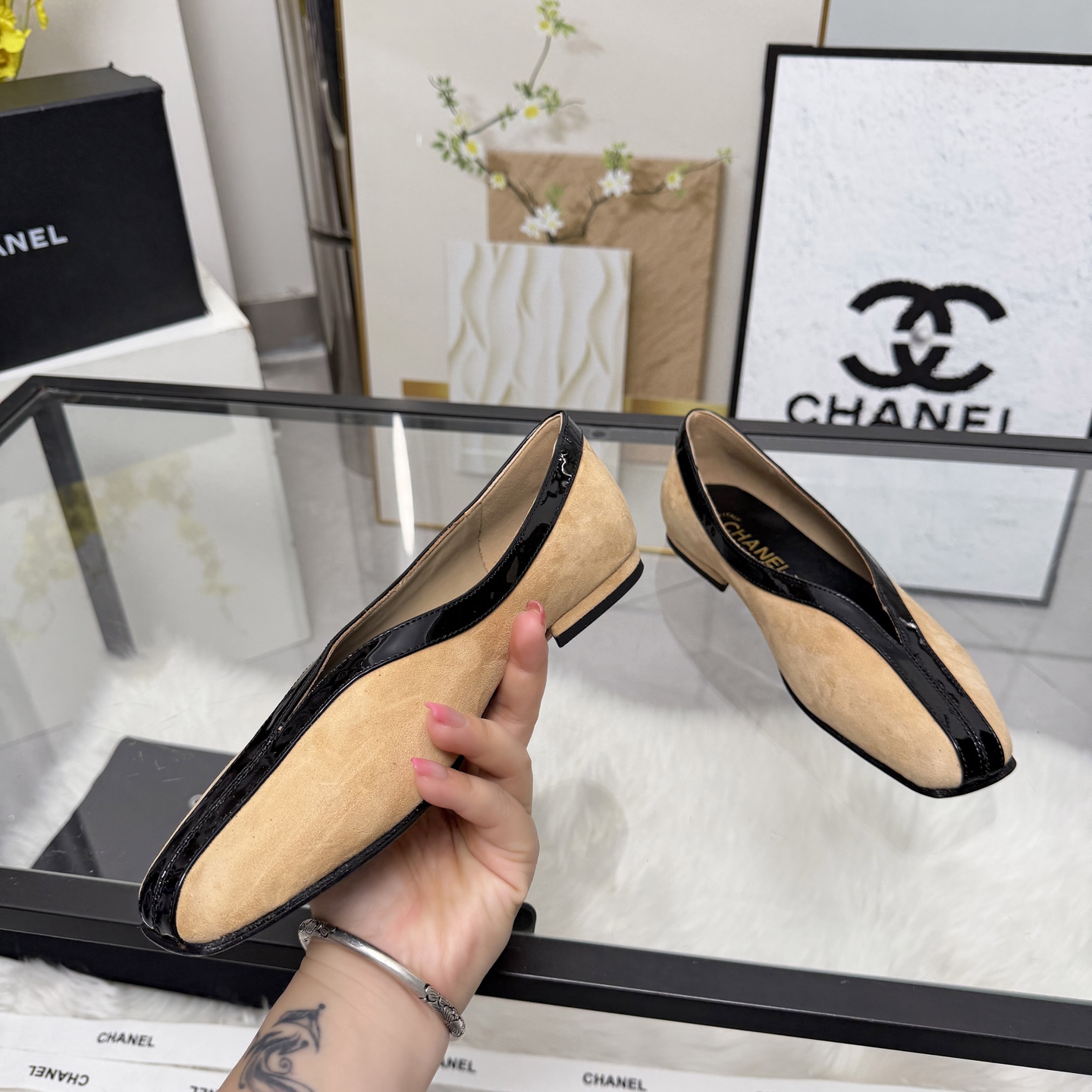 Chanel Style Leather Women's Shoes Lookbook Reference image 2