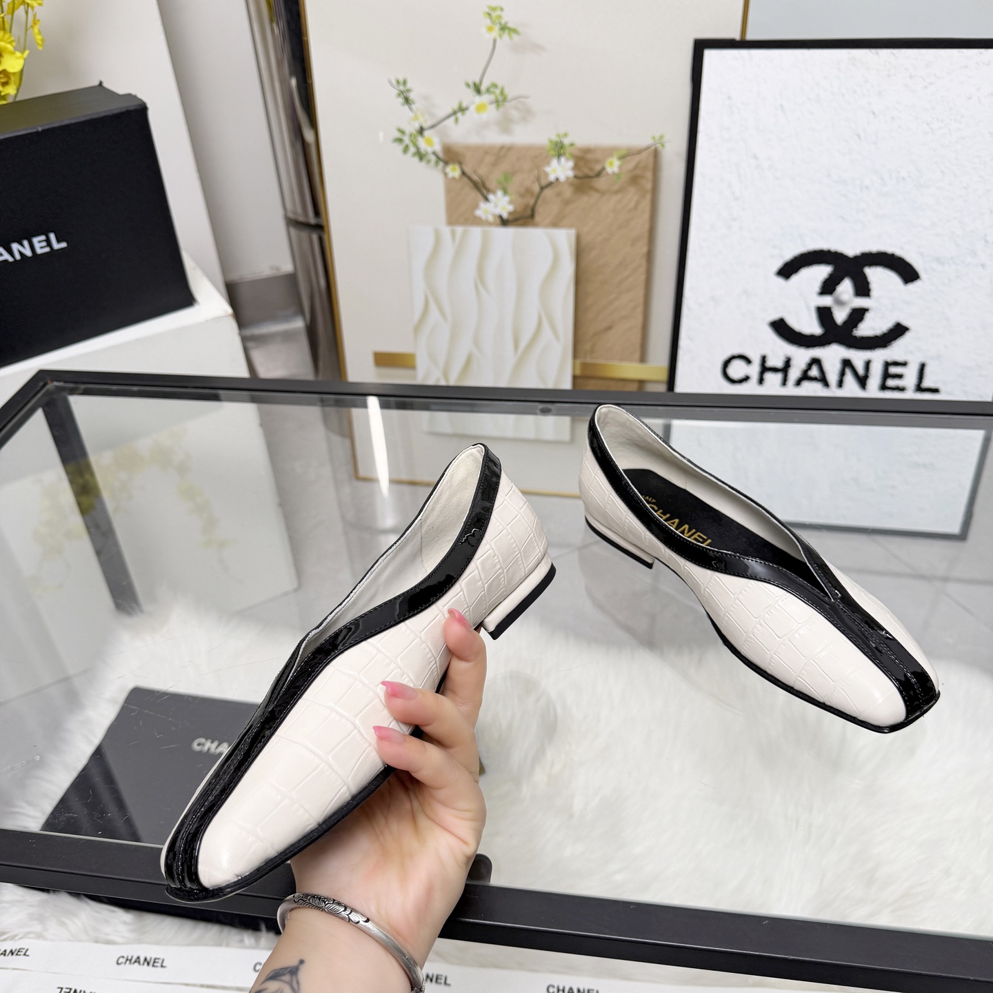 Chanel Style Leather Women's Shoes Lookbook Reference image 2