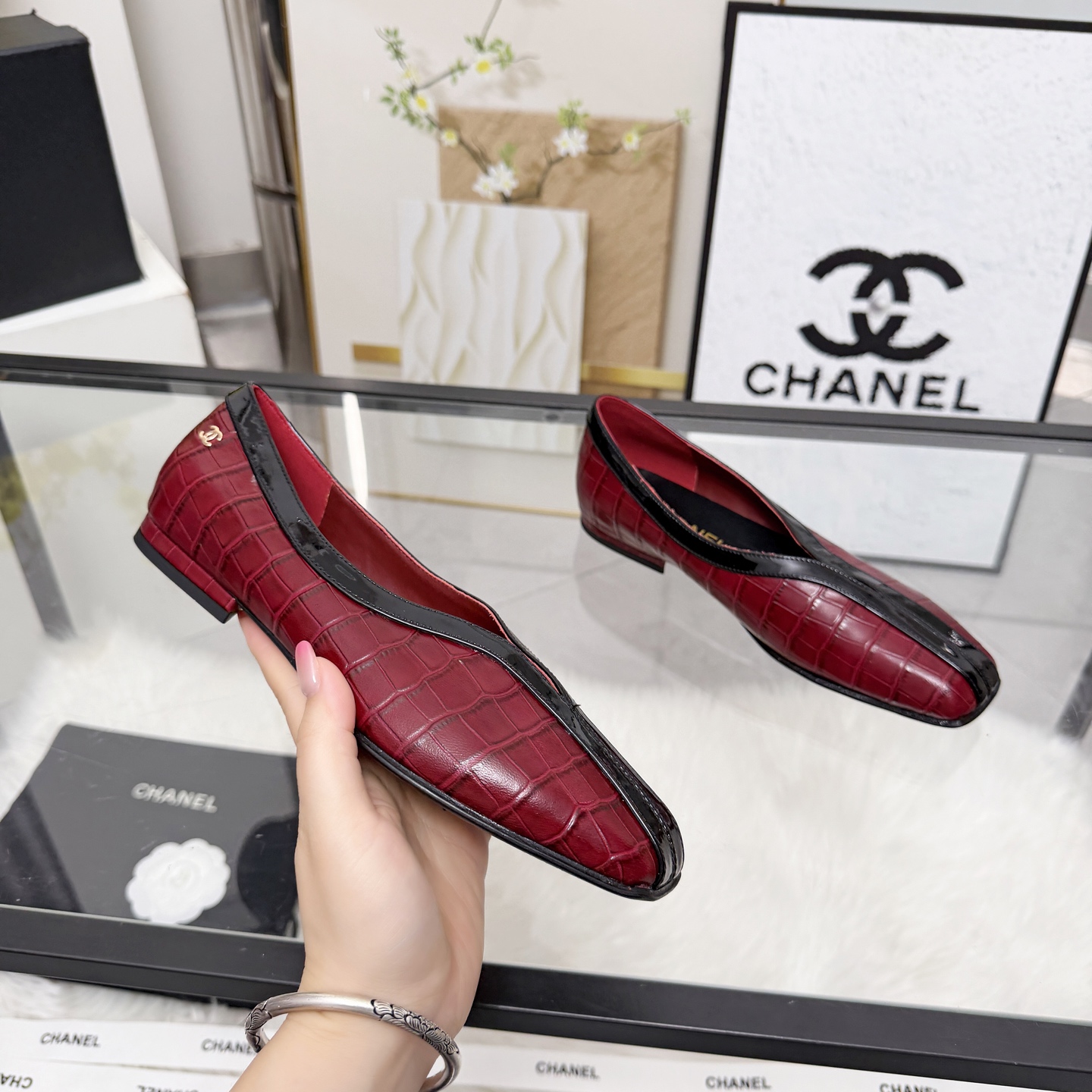 Chanel Style Leather Women's Shoes Lookbook Reference image 1