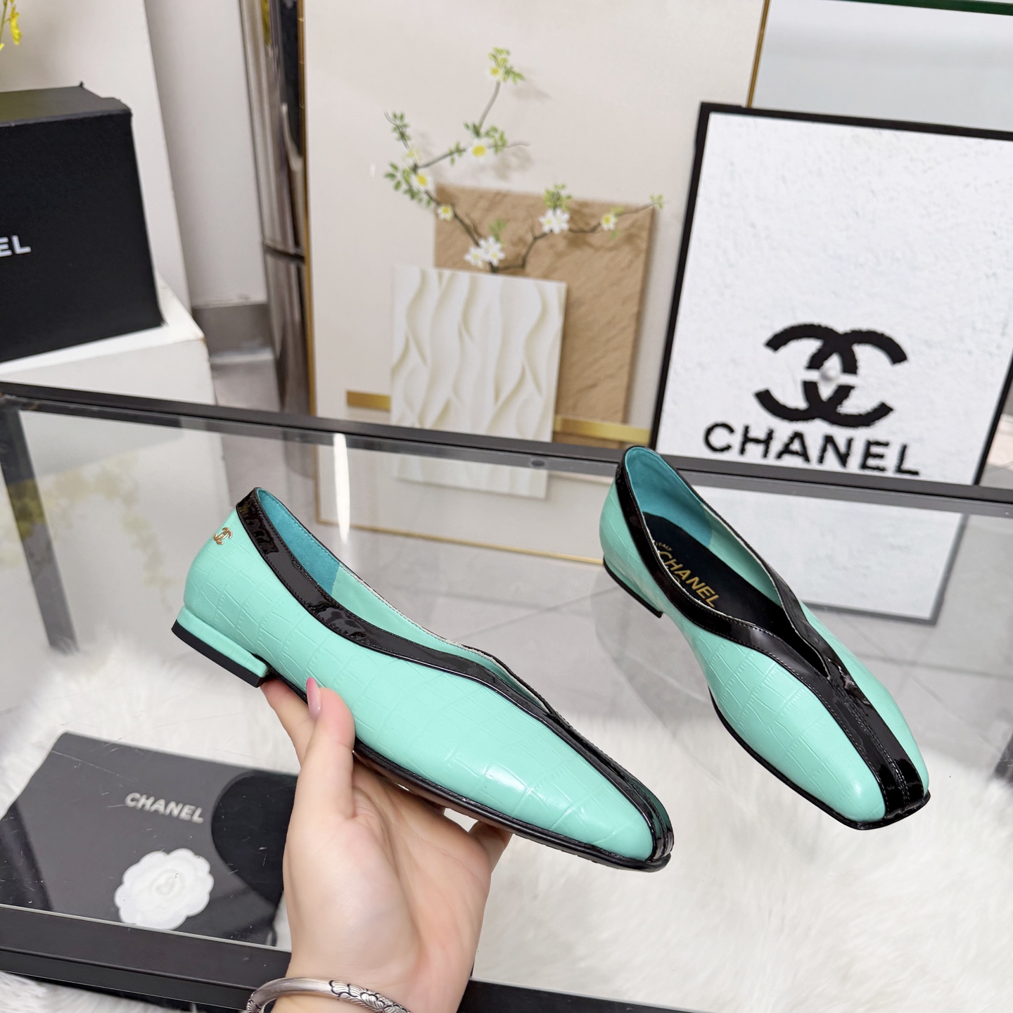 Chanel Style Leather Women's Shoes Lookbook Reference image 1
