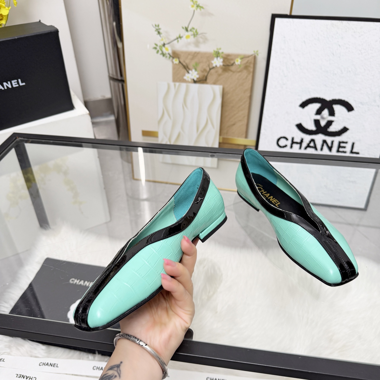 Chanel Style Leather Women's Shoes Lookbook Reference image 2