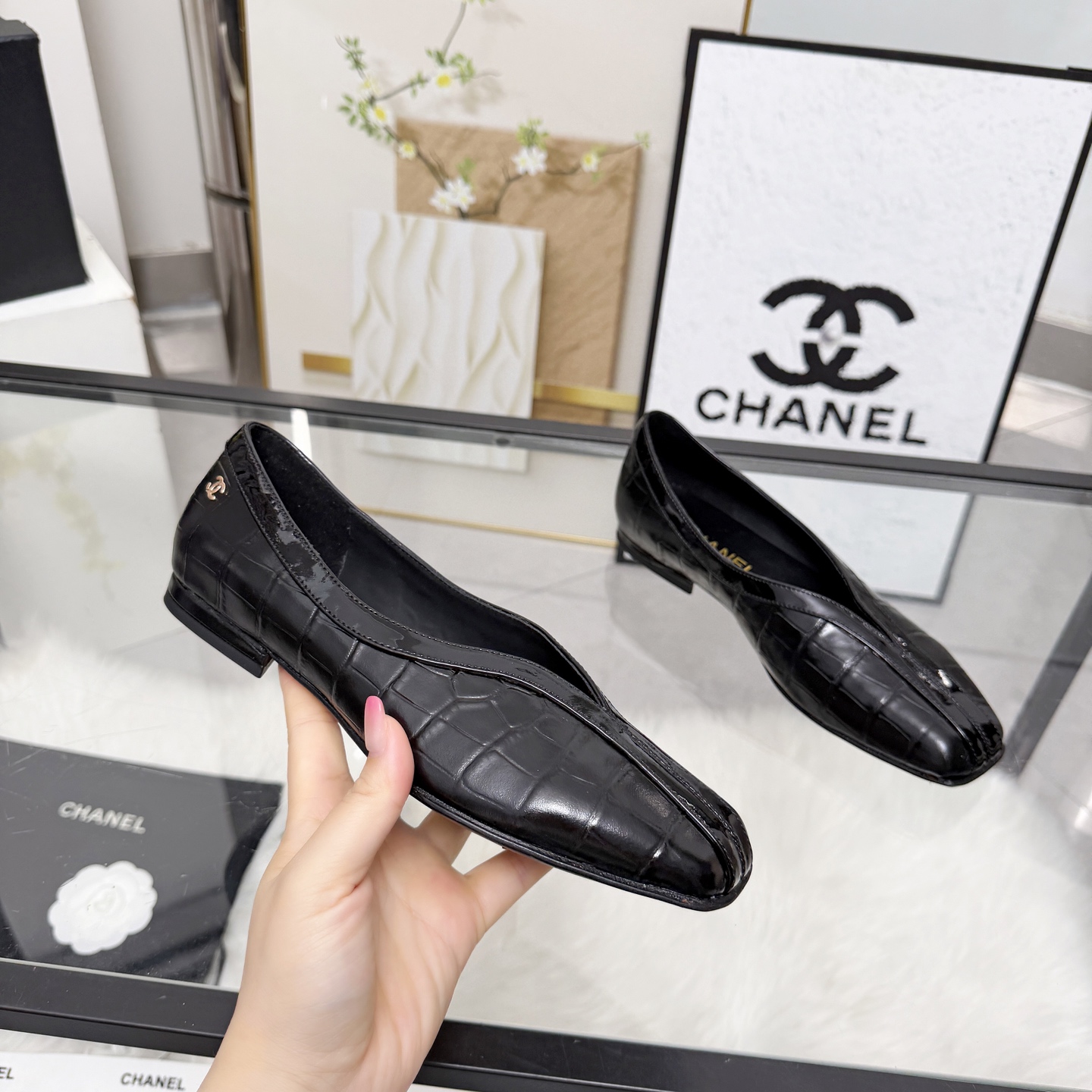 Chanel Style Leather Women's Shoes Lookbook Reference image 1