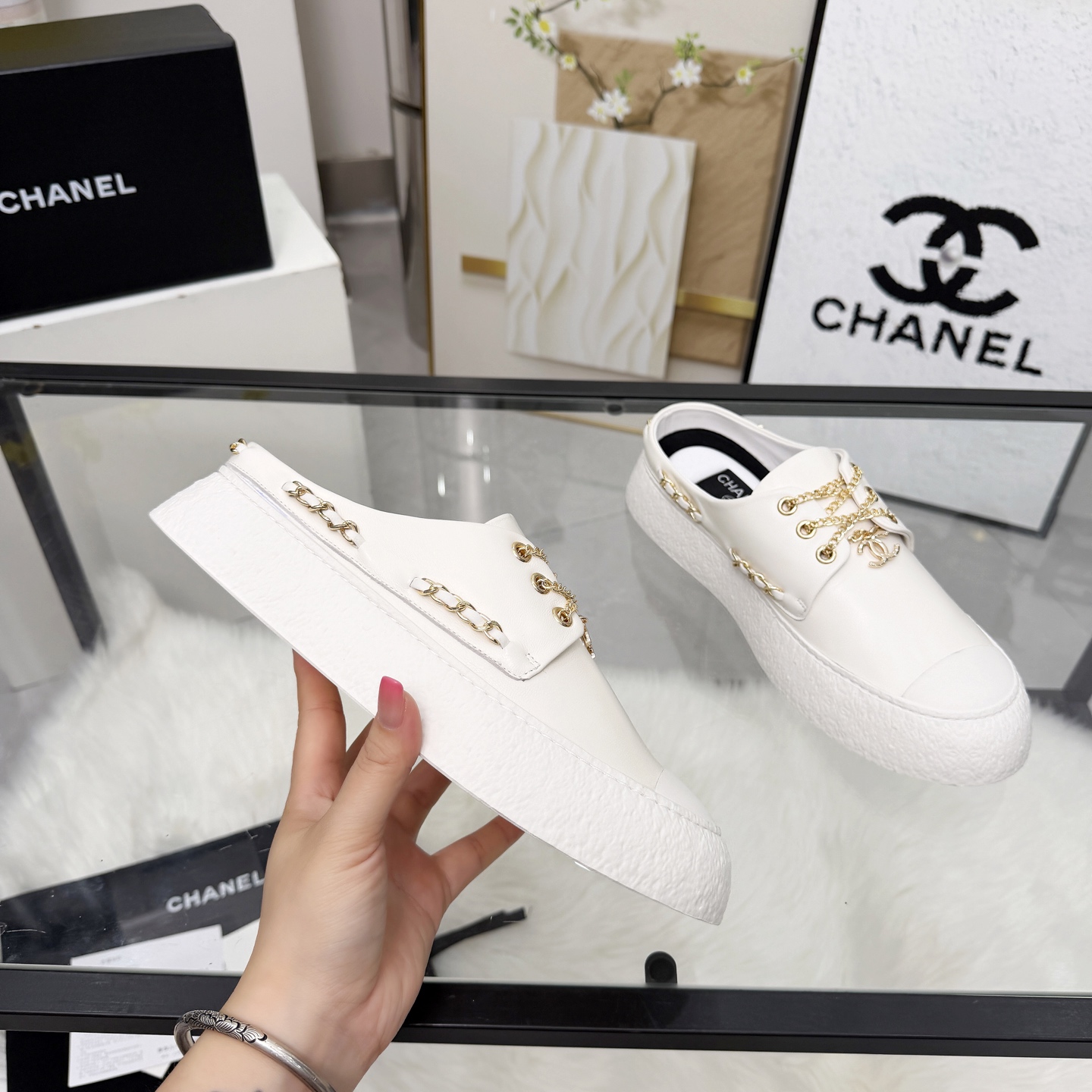Chanel Style Leather Women's Shoes Lookbook Reference image 1