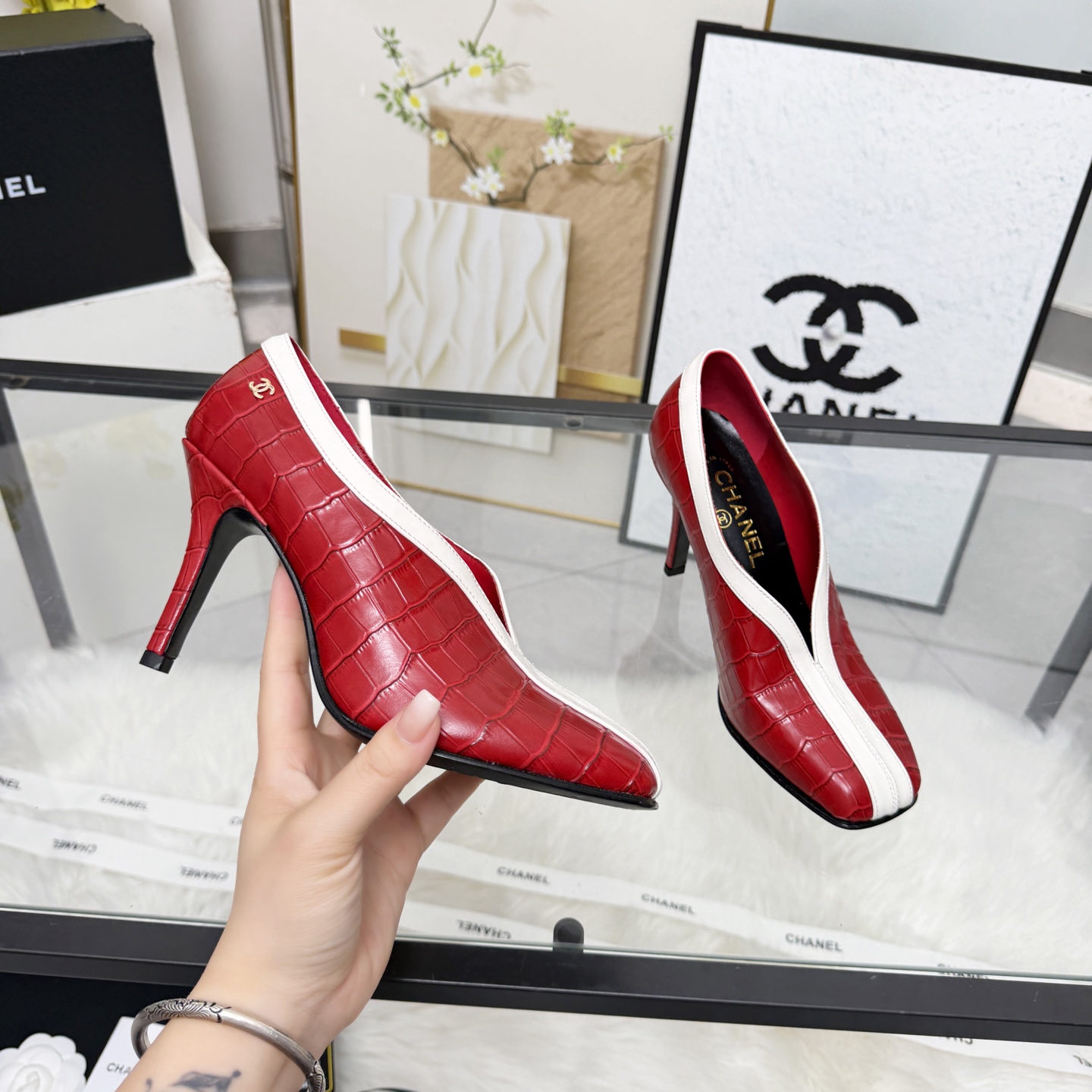 Chanel Style Beige Leather Women's Shoes Lookbook Reference image 1