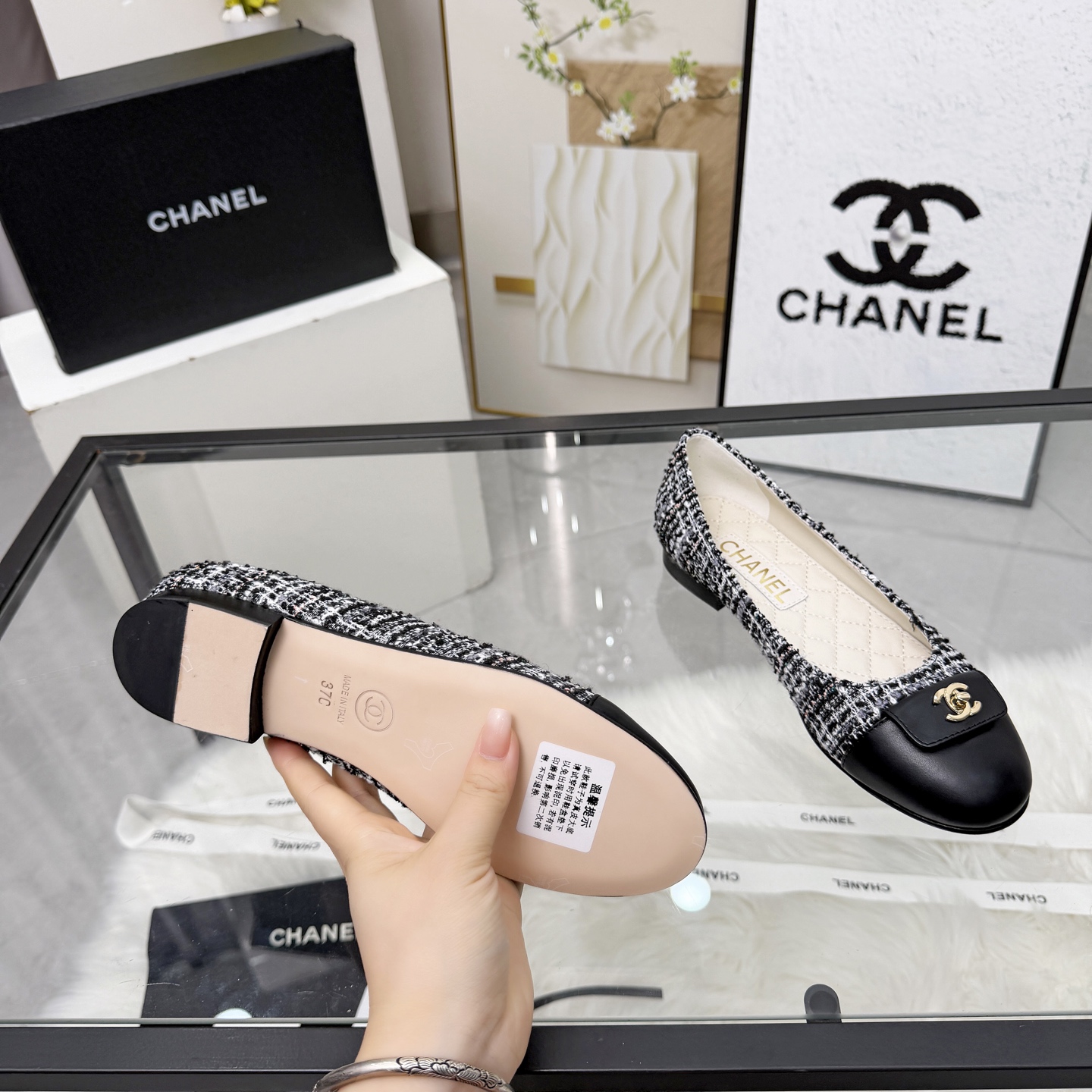 Chanel Style Leather Women's Shoes Women's Shoes Women's Shoes detail image 9 from source 784136