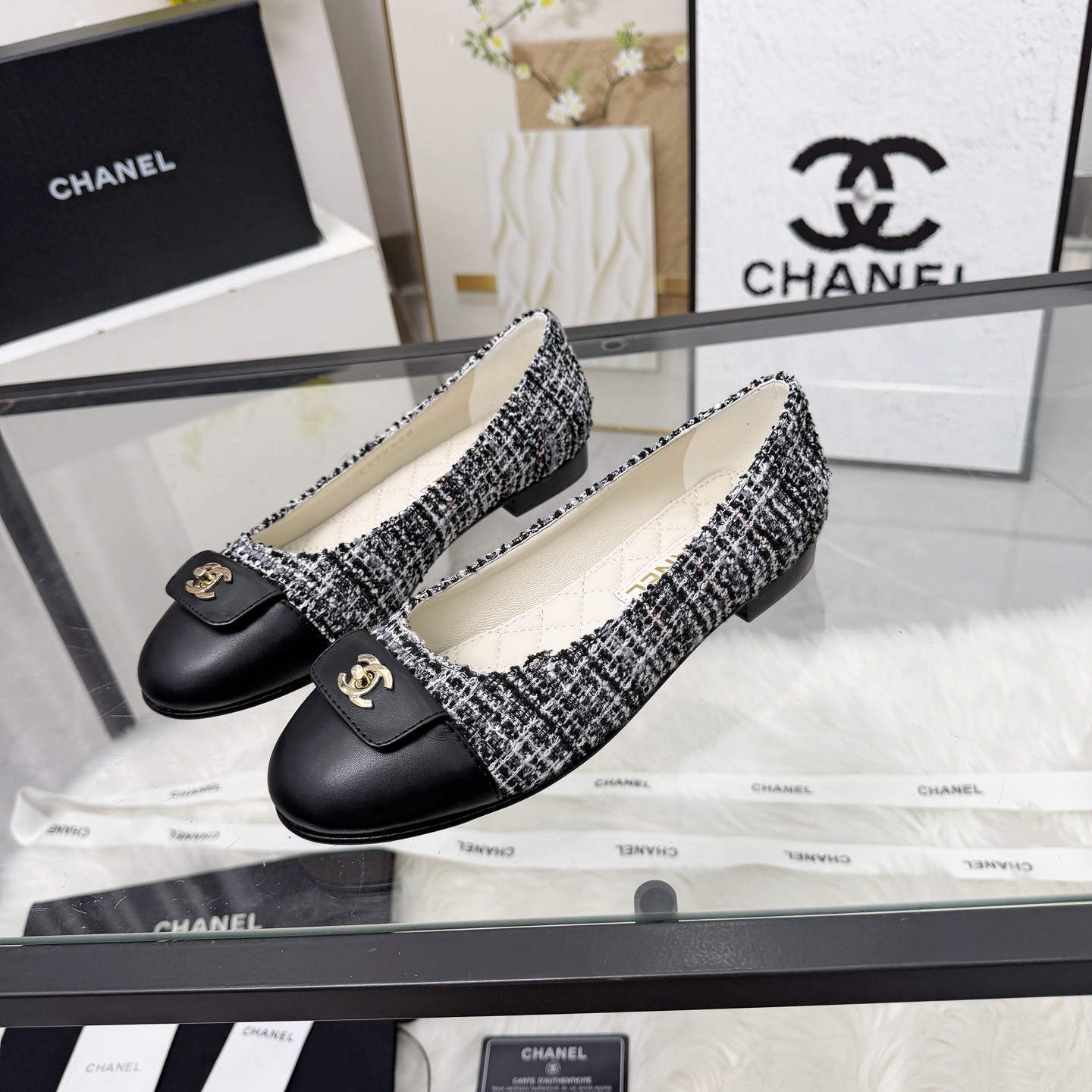 Chanel Style Leather Women's Shoes Women's Shoes Women's Shoes detail image 5 from source 784136