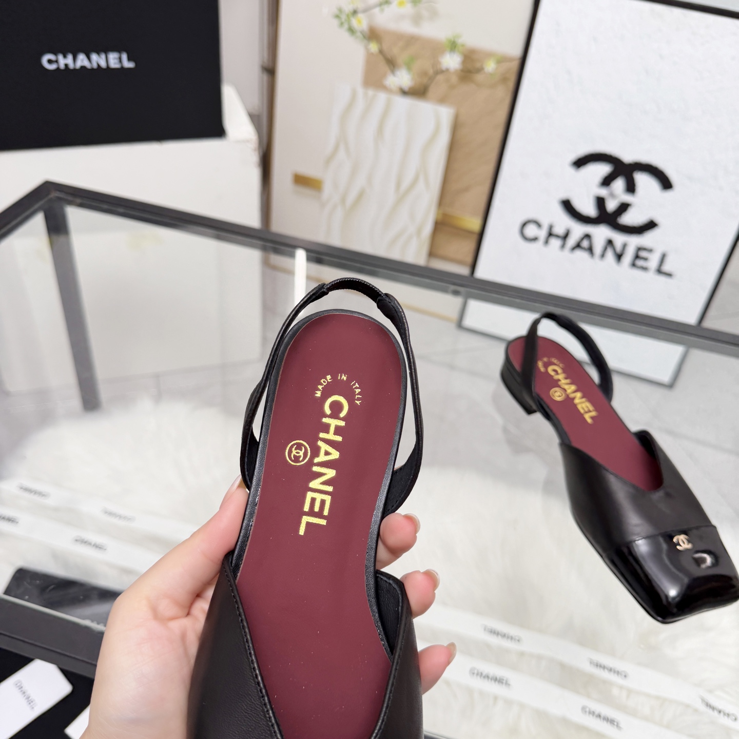 Chanel Style Leather Women's Shoes Women's Shoes Women's Shoes detail image 3 from source 784188