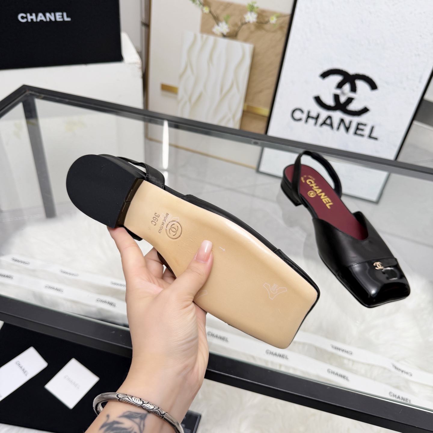 Chanel Style Leather Women's Shoes Women's Shoes Women's Shoes detail image 9 from source 784188