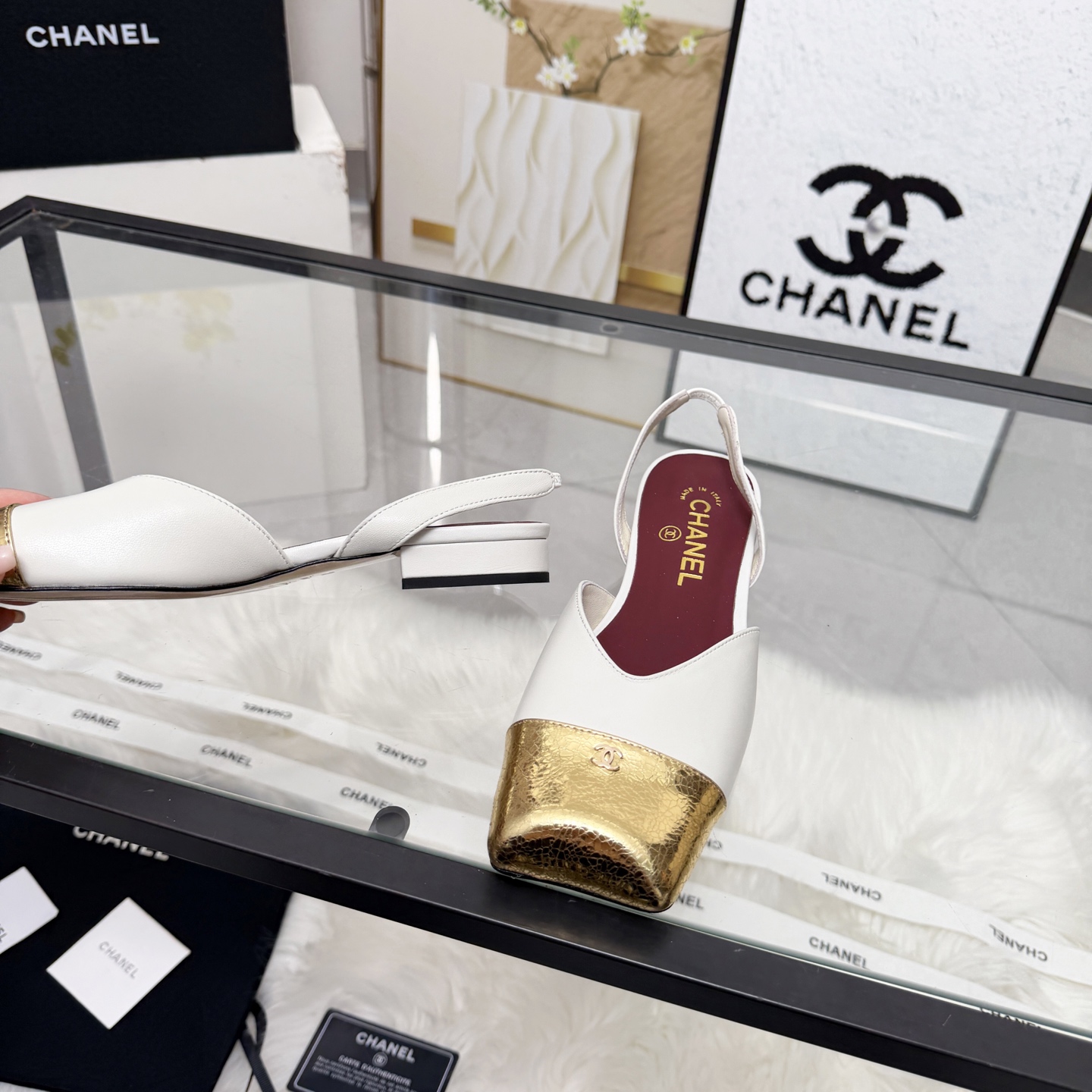 Chanel Style Leather Women's Shoes Women's Shoes Women's Shoes detail image 3 from source 784189