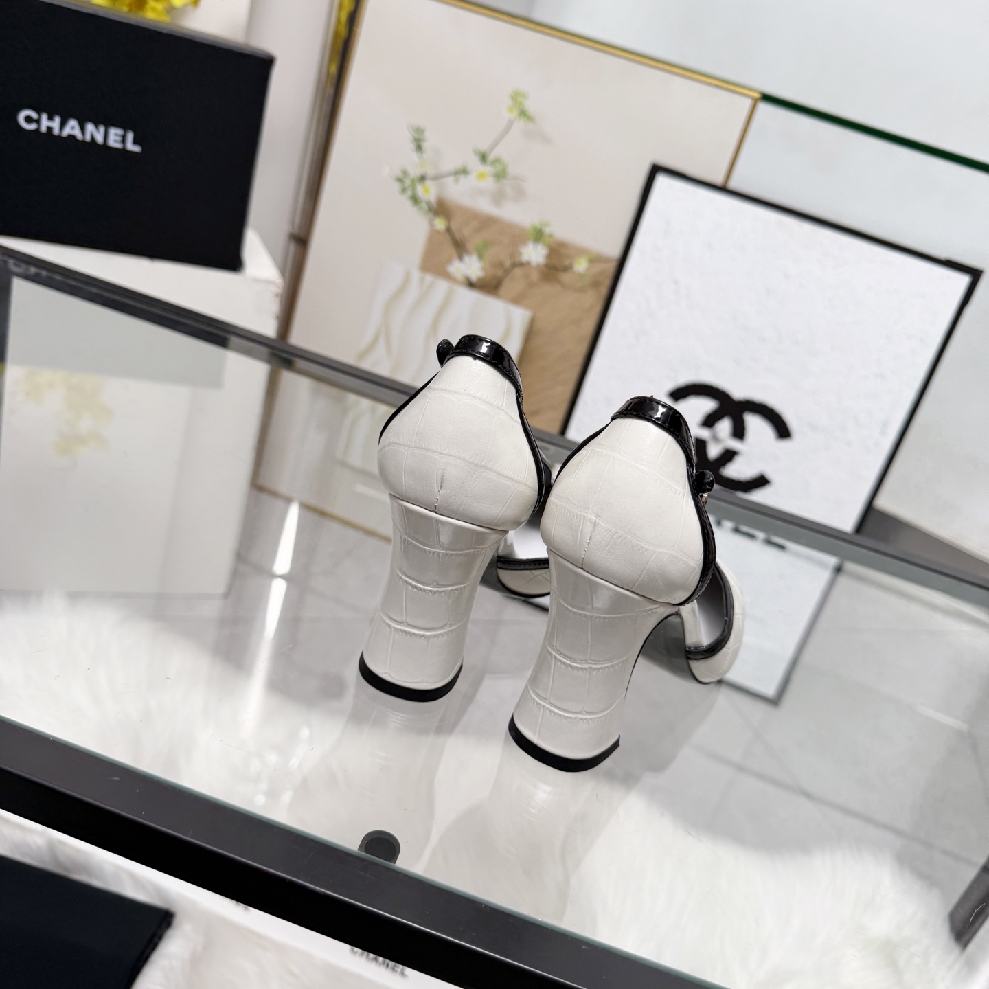 Chanel Style Beige Leather Women's Shoes Women's Shoes Women's Shoes detail image 5 from source 784190