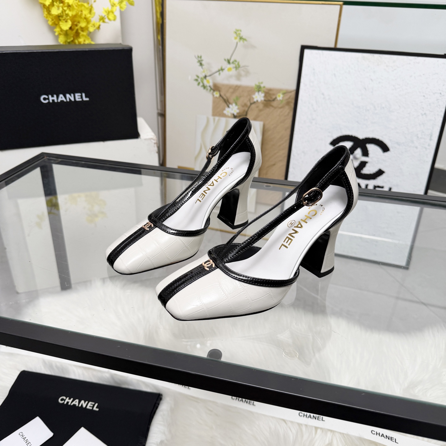 Chanel Style Beige Leather Women's Shoes Women's Shoes Women's Shoes detail image 7 from source 784190