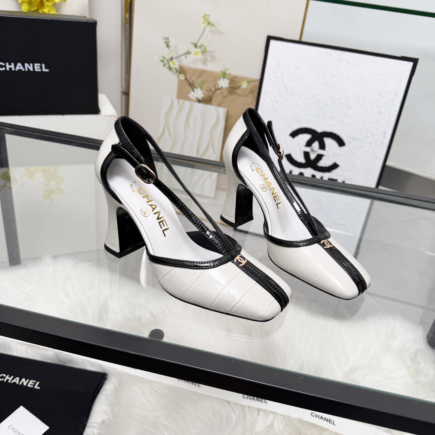 Chanel Style Beige Leather Women's Shoes Women's Shoes Women's Shoes detail image 8 from source 784190