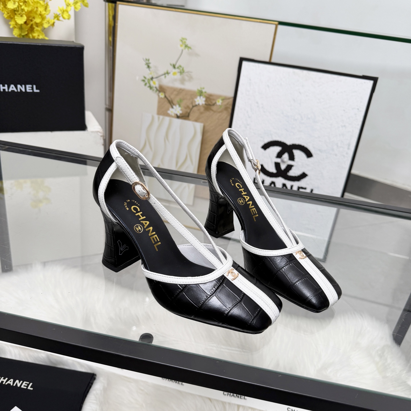 Chanel Style Beige Leather Women's Shoes Women's Shoes Women's Shoes detail image 7 from source 784192