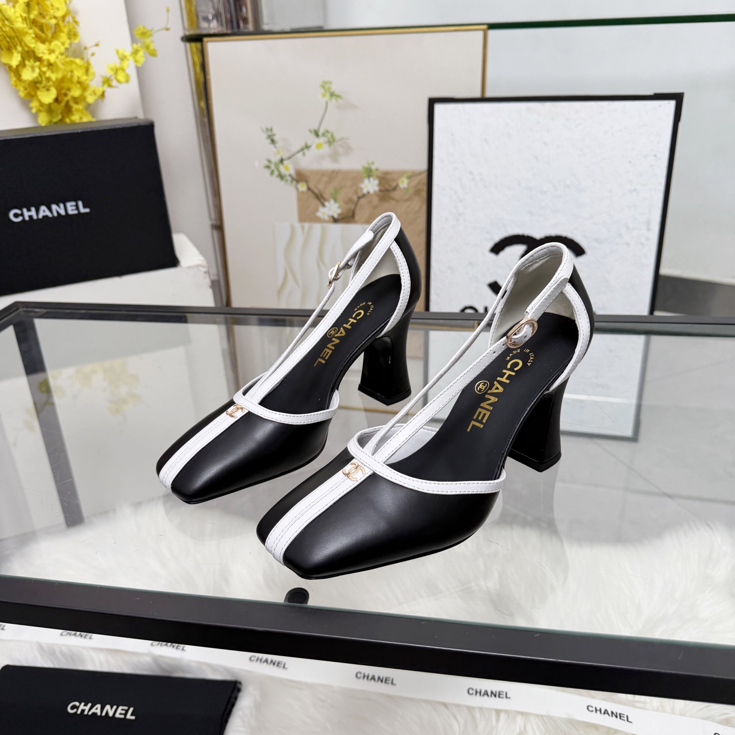 Chanel Style Beige Leather Women's Shoes Women's Shoes Women's Shoes detail image 2 from source 784193