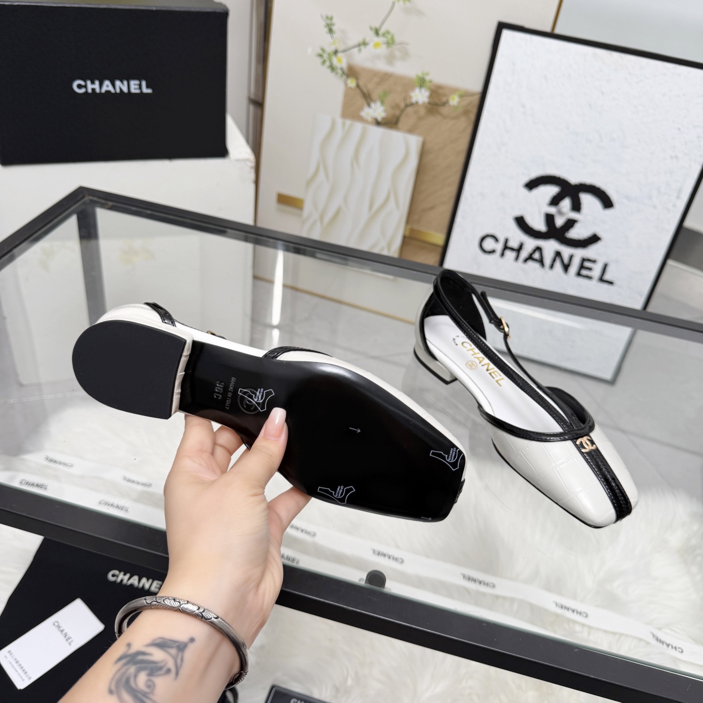Chanel Style Leather Women's Shoes style reference detail image 9 from source 784198