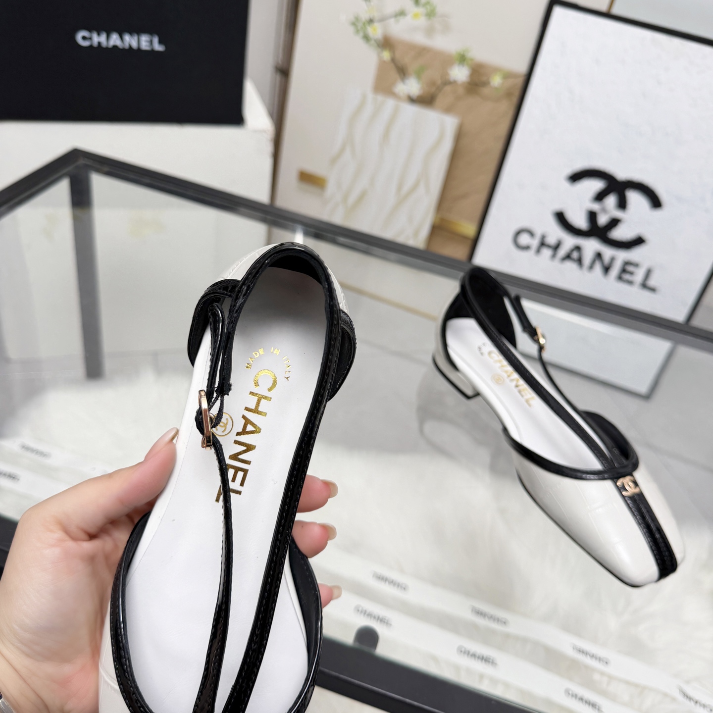 Chanel Style Leather Women's Shoes style reference detail image 7 from source 784198