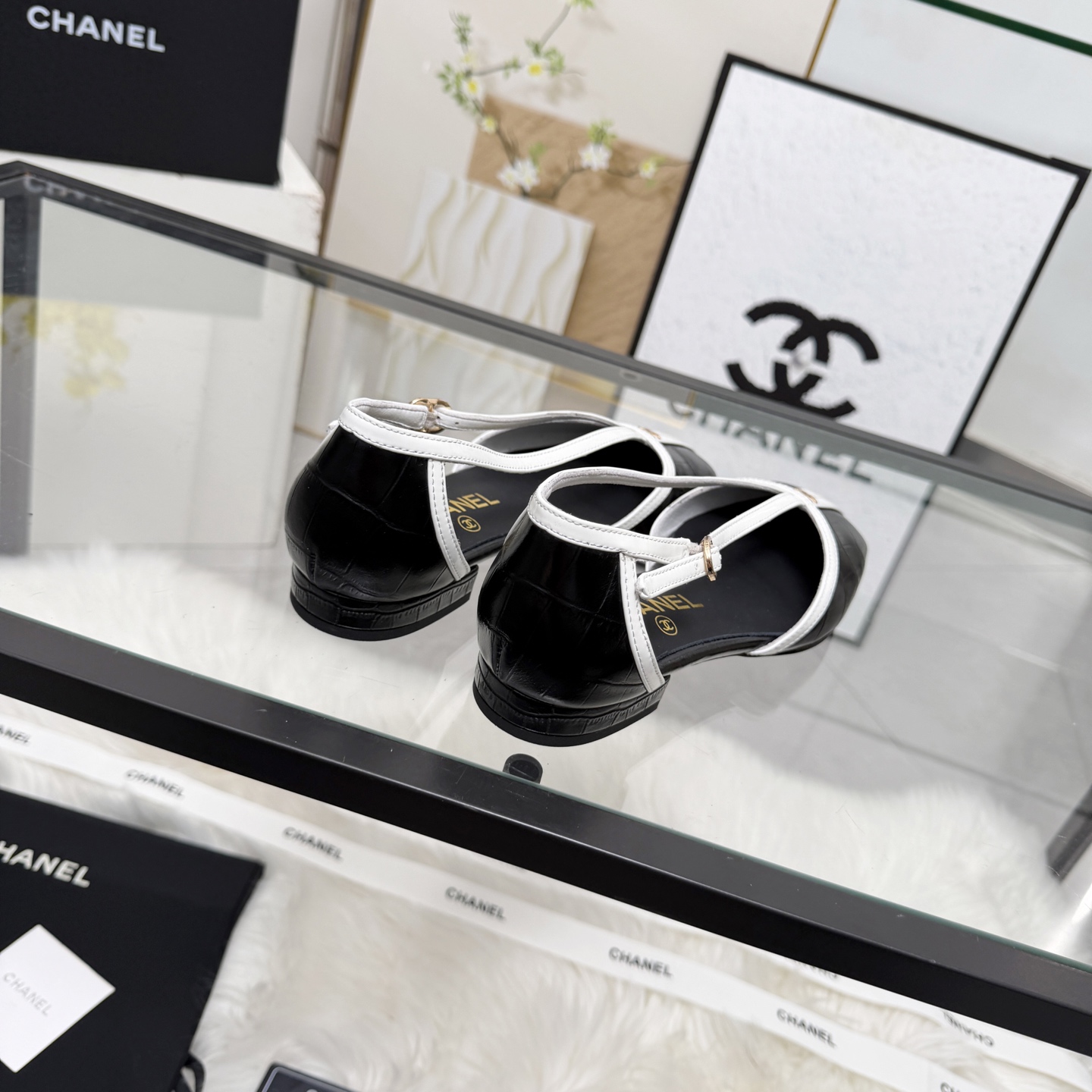 Chanel Style Leather Women's Shoes style reference detail image 3 from source 784199