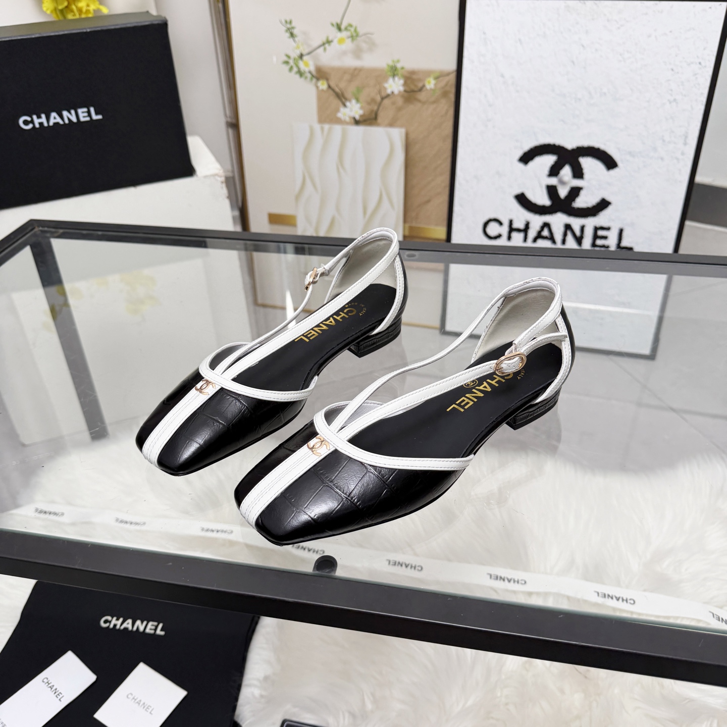 Chanel Style Leather Women's Shoes style reference detail image 4 from source 784199