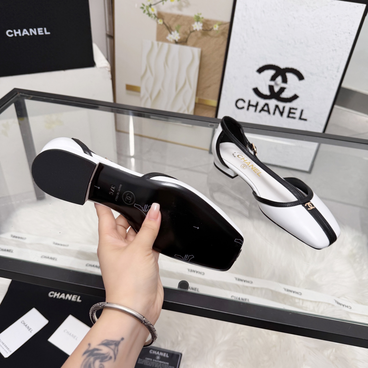 Chanel Style Leather Women's Shoes style reference detail image 9 from source 784200