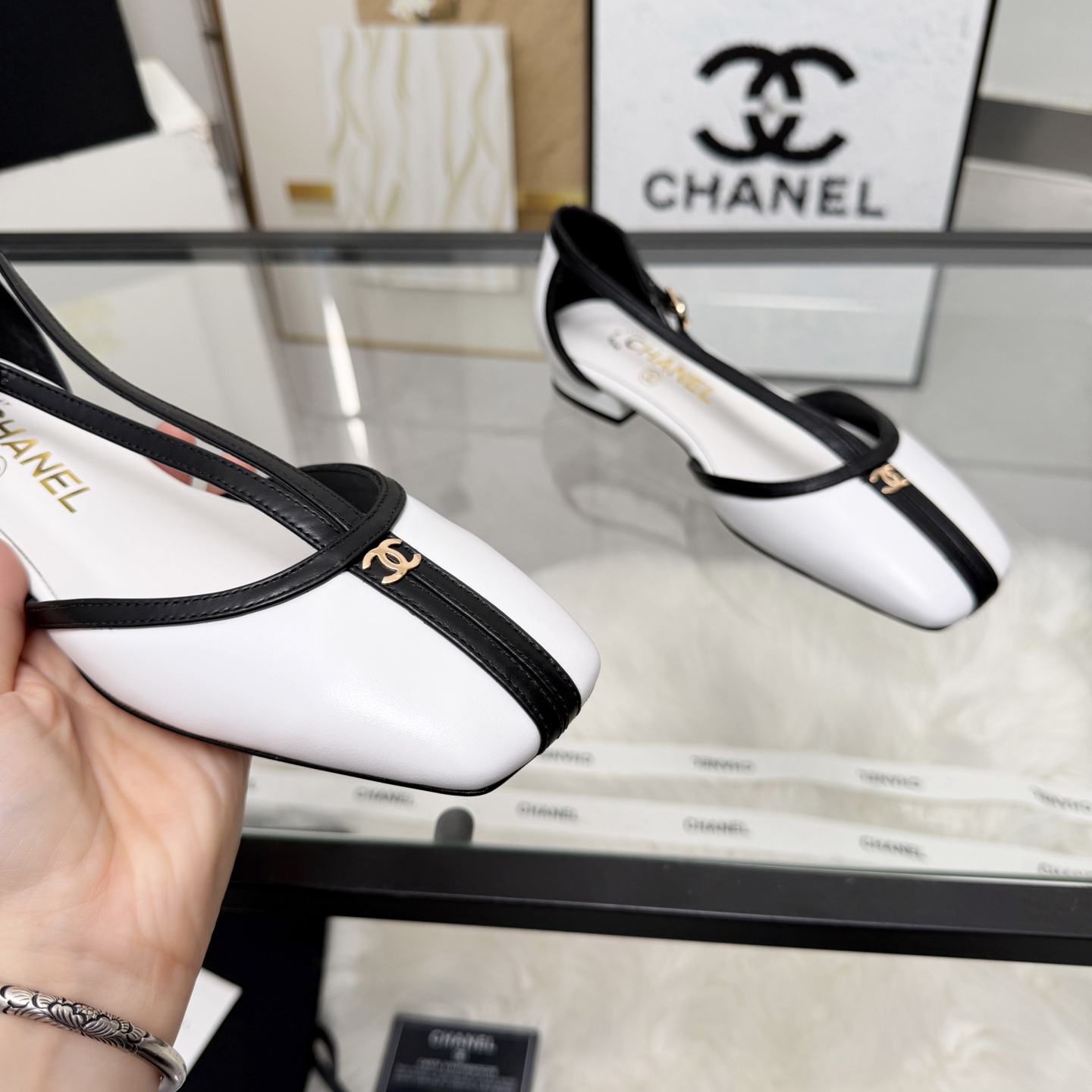 Chanel Style Leather Women's Shoes style reference detail image 8 from source 784200